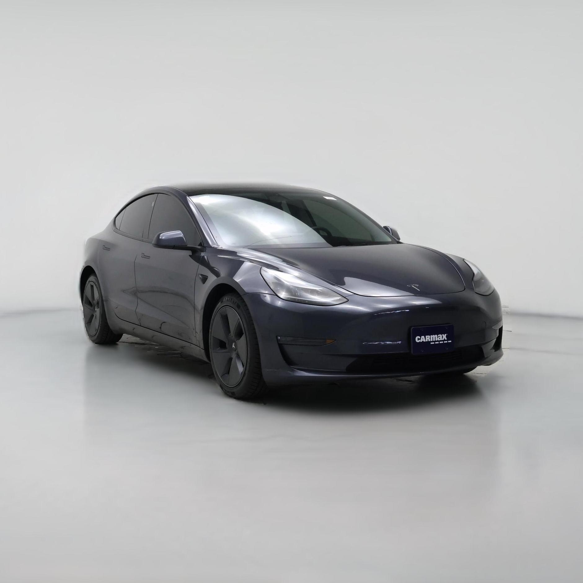 Thumbnail: 2023 Tesla Model 3 - 1