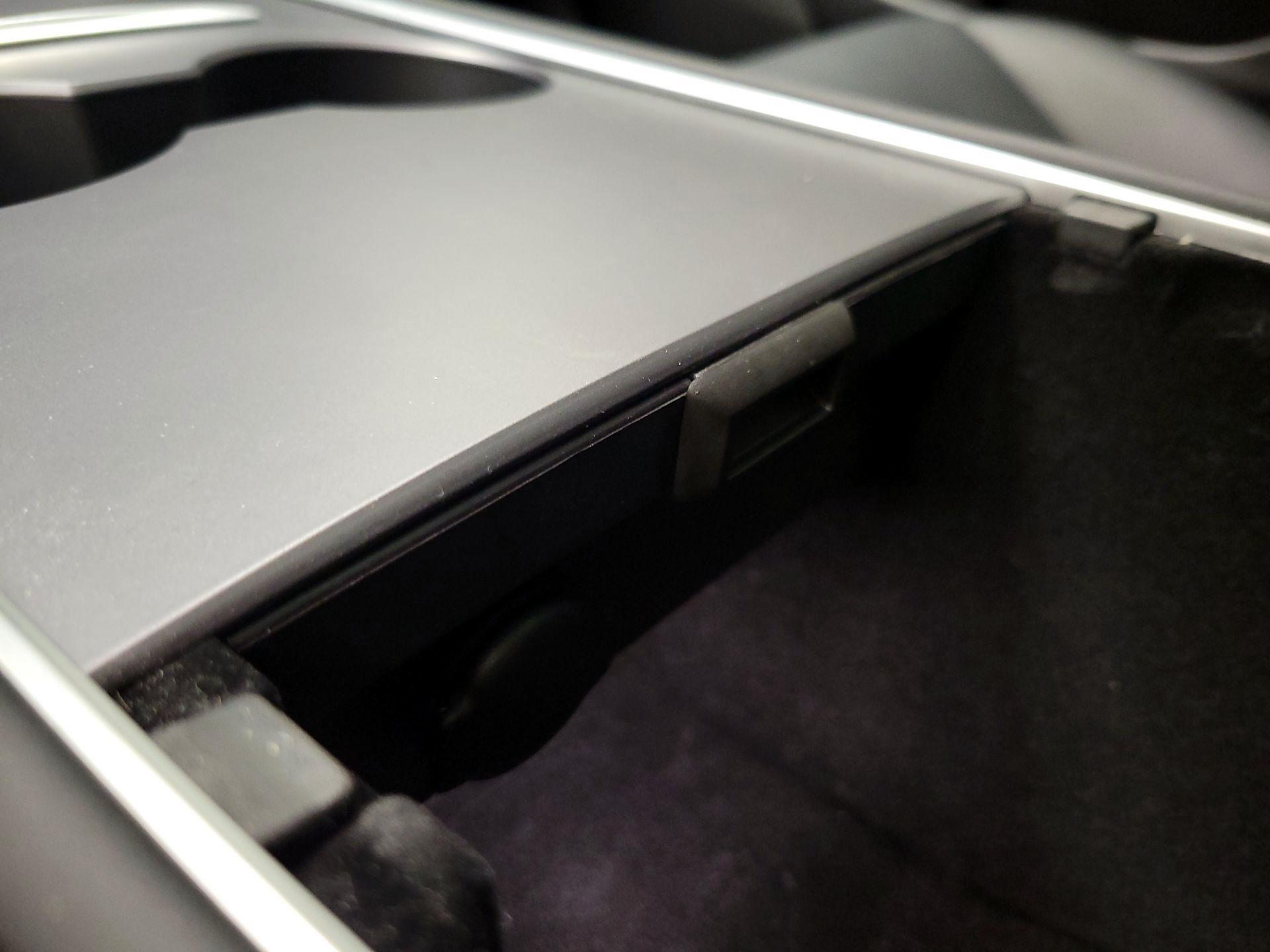 Thumbnail: 2023 Tesla Model 3 - 18