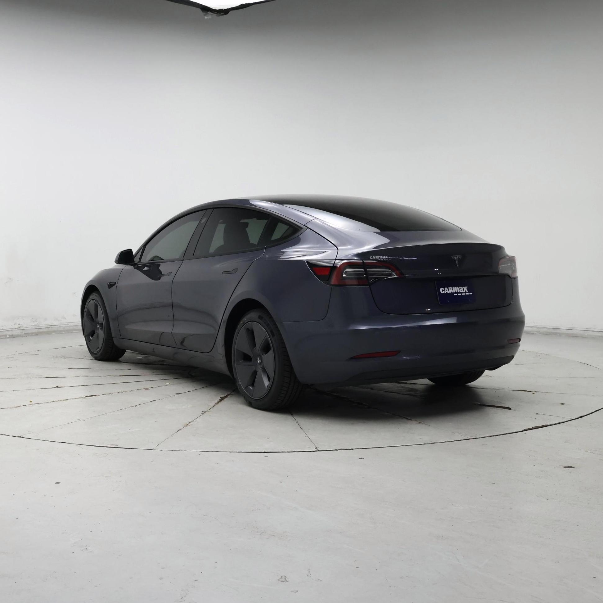 Thumbnail: 2023 Tesla Model 3 - 2
