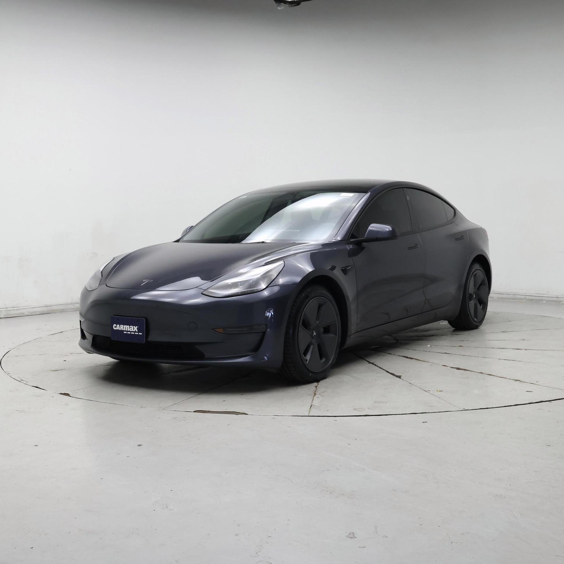 Thumbnail: 2023 Tesla Model 3 - 4