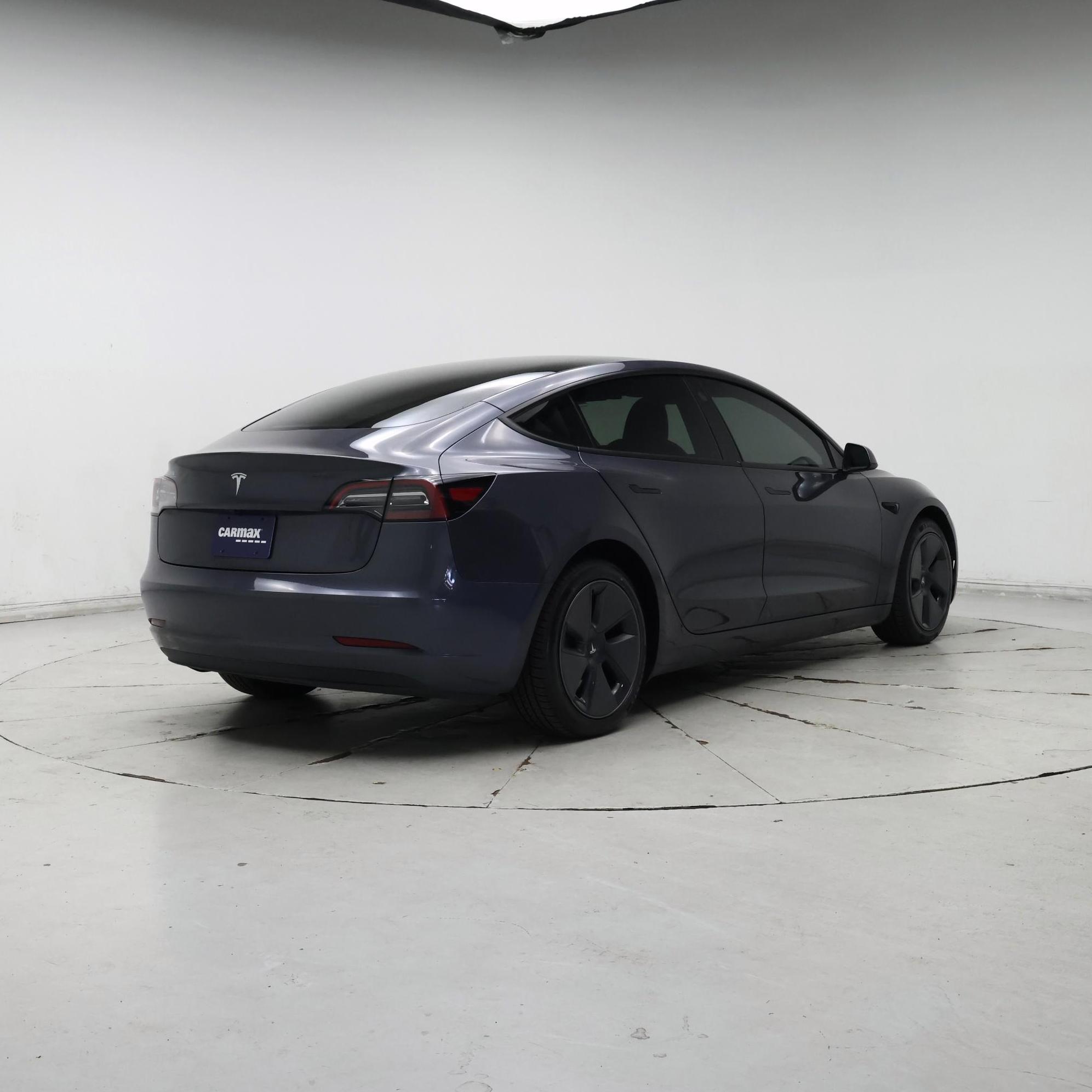 Thumbnail: 2023 Tesla Model 3 - 8