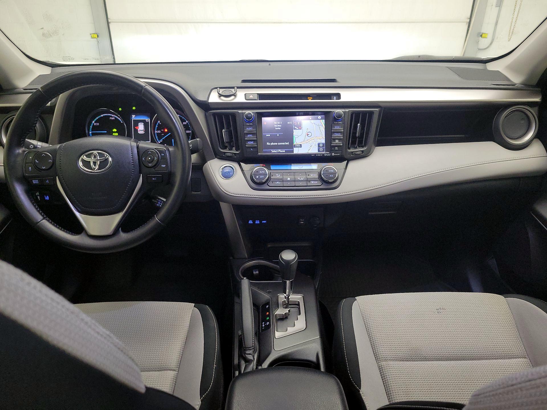 Thumbnail: 2016 Toyota RAV4 - 9