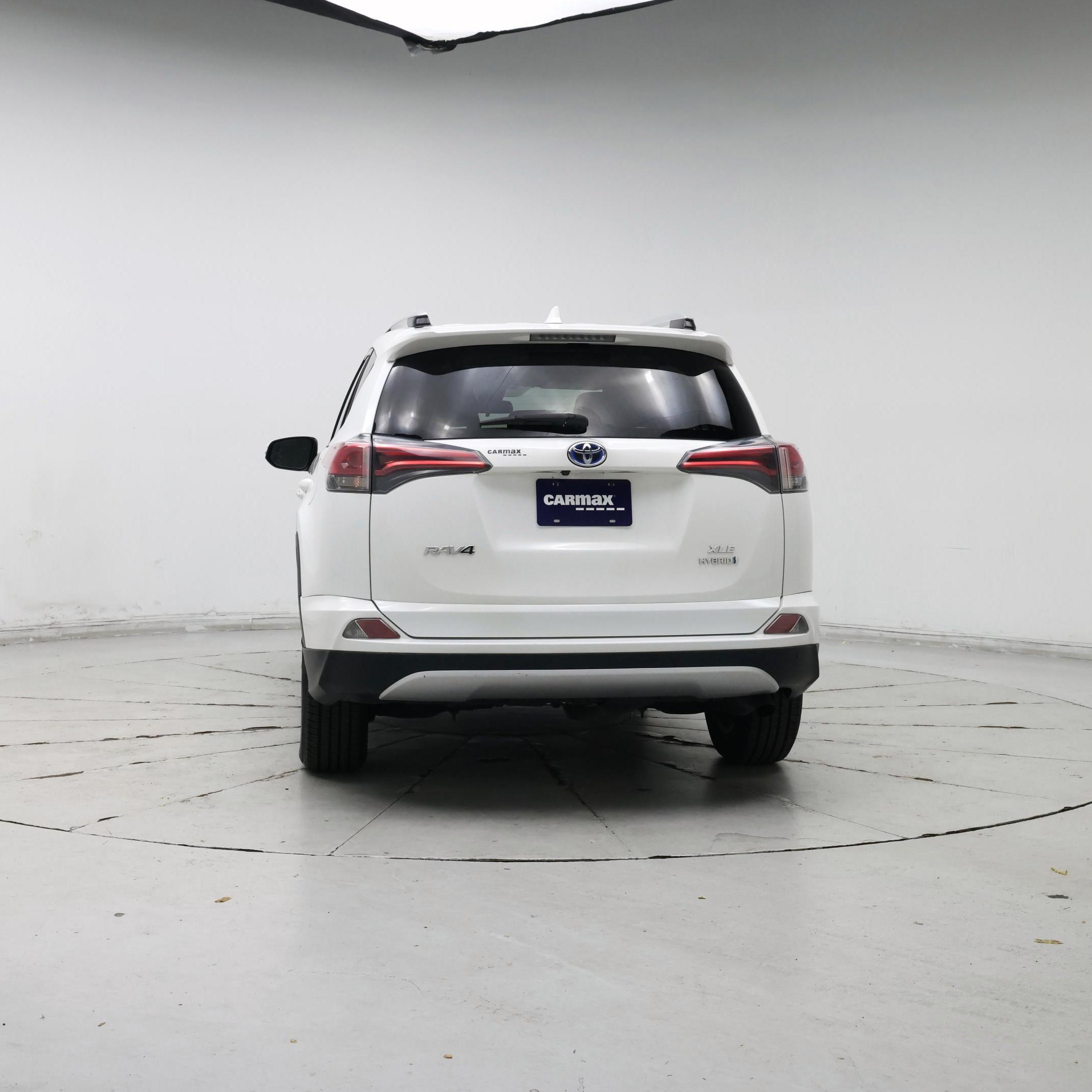 Thumbnail: 2016 Toyota RAV4 - 6