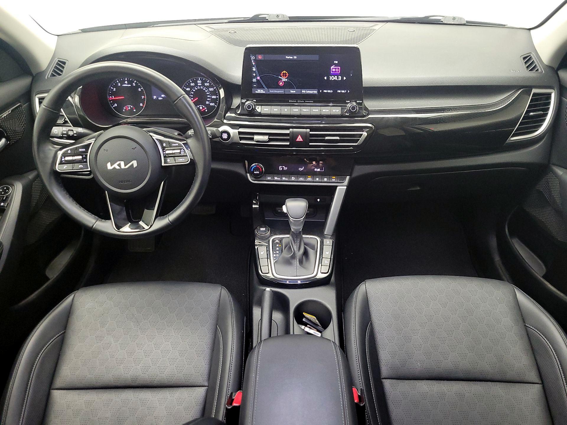 Thumbnail: 2023 Kia Seltos - 9