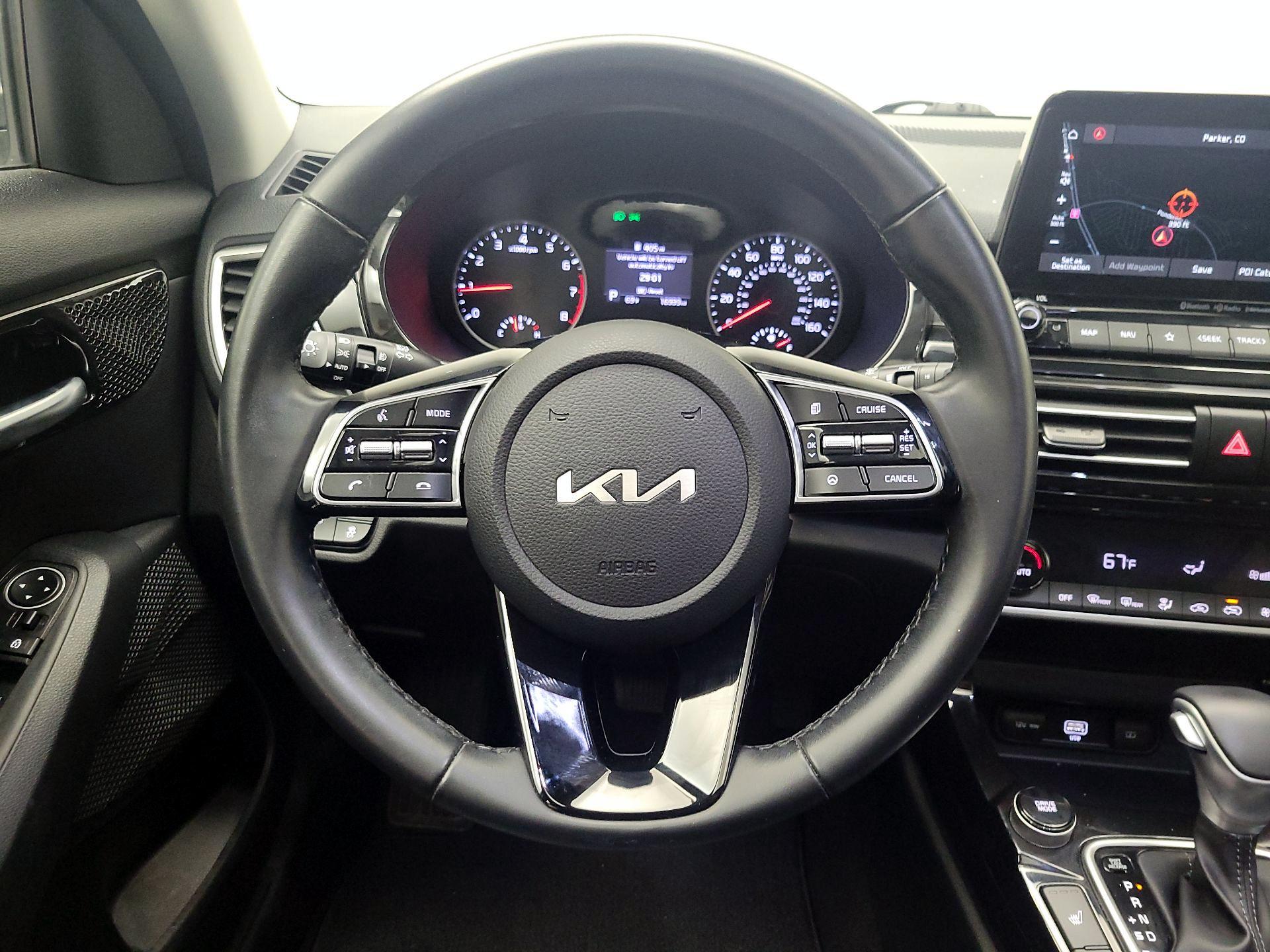 Thumbnail: 2023 Kia Seltos - 10