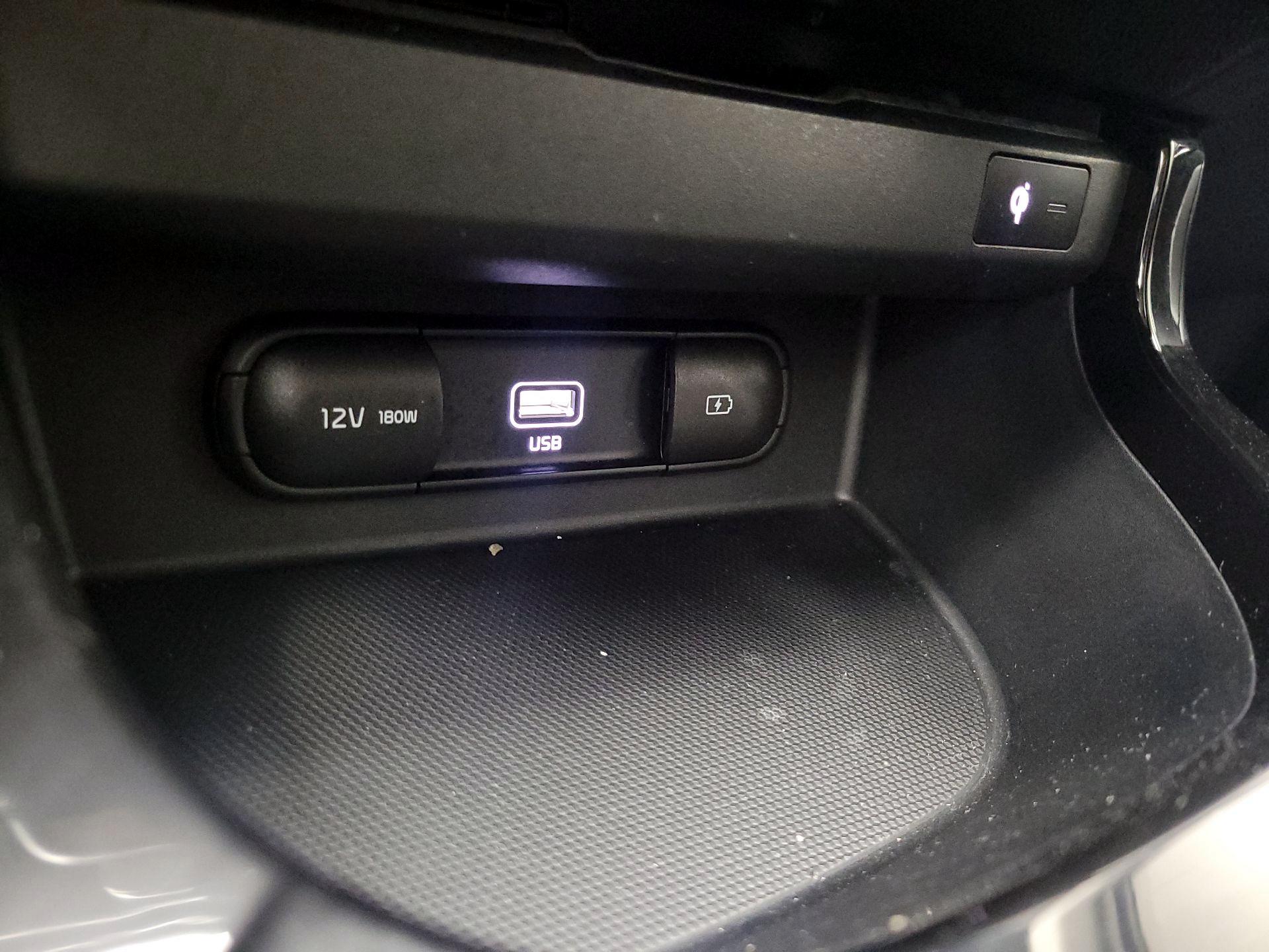 Thumbnail: 2023 Kia Seltos - 19