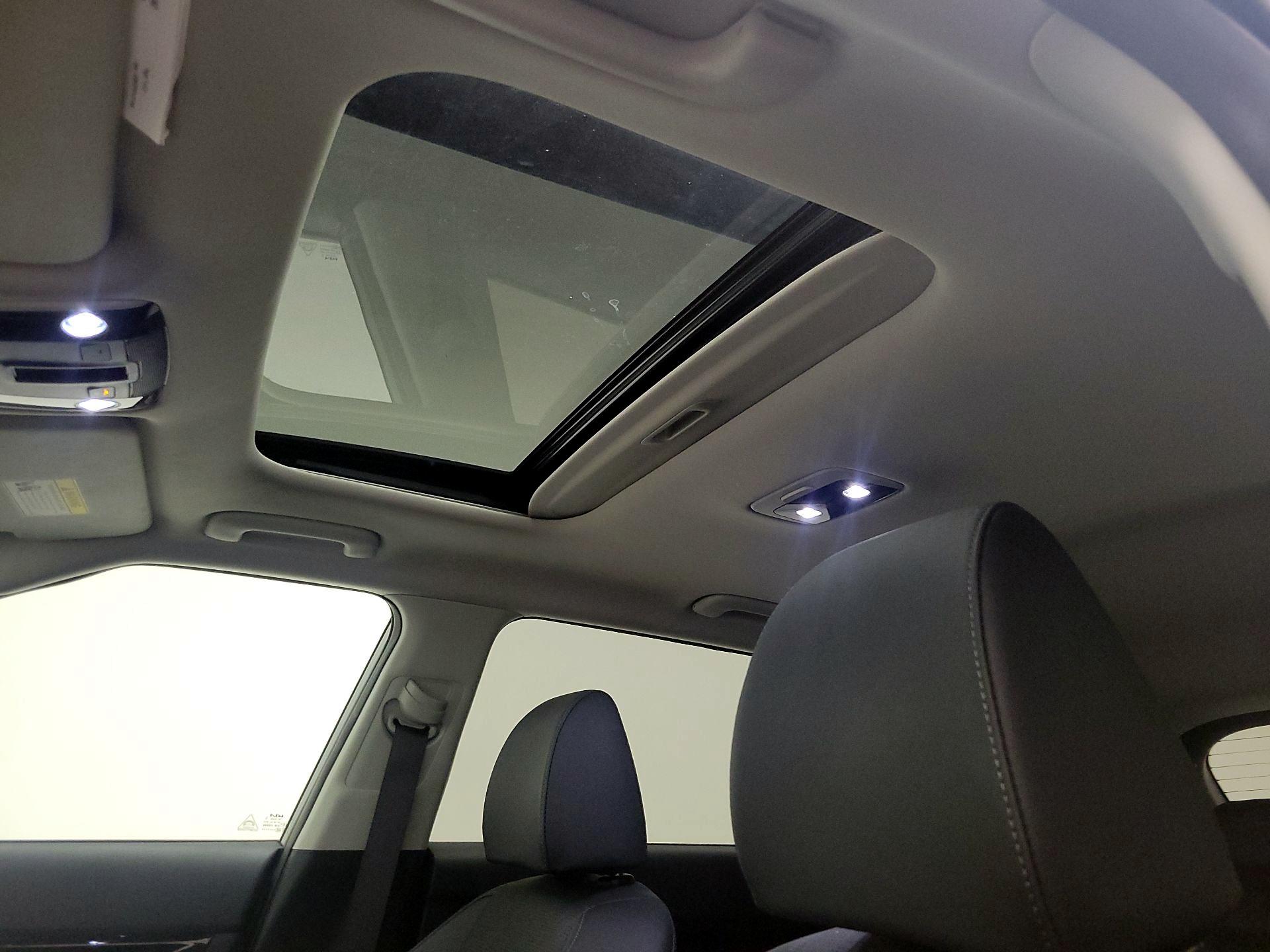 Thumbnail: 2023 Kia Seltos - 20