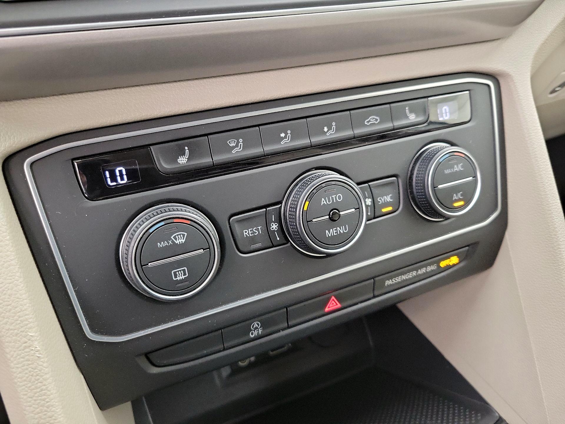 Thumbnail: 2019 Volkswagen Atlas - 16