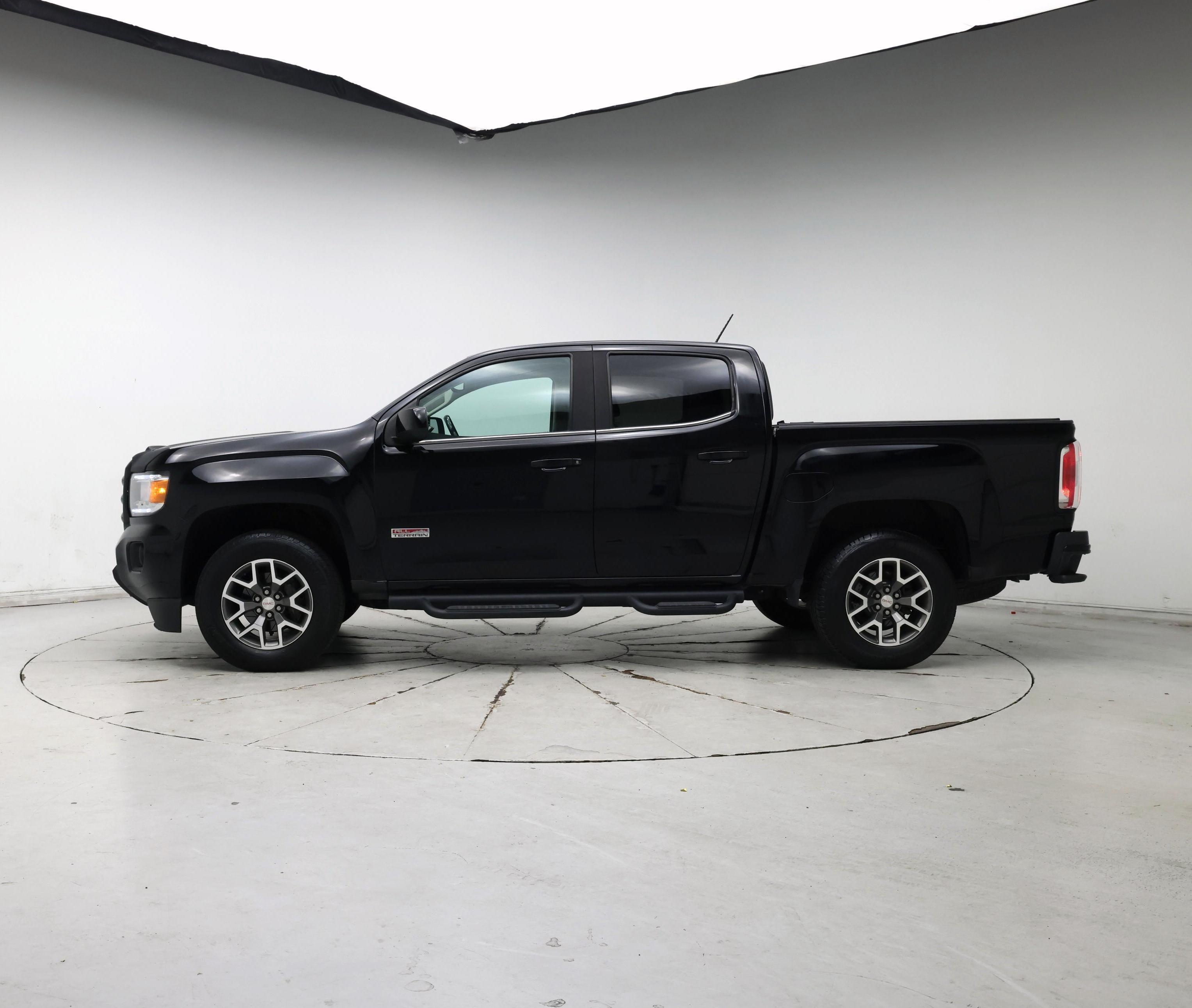 Thumbnail: 2016 GMC Canyon - 3