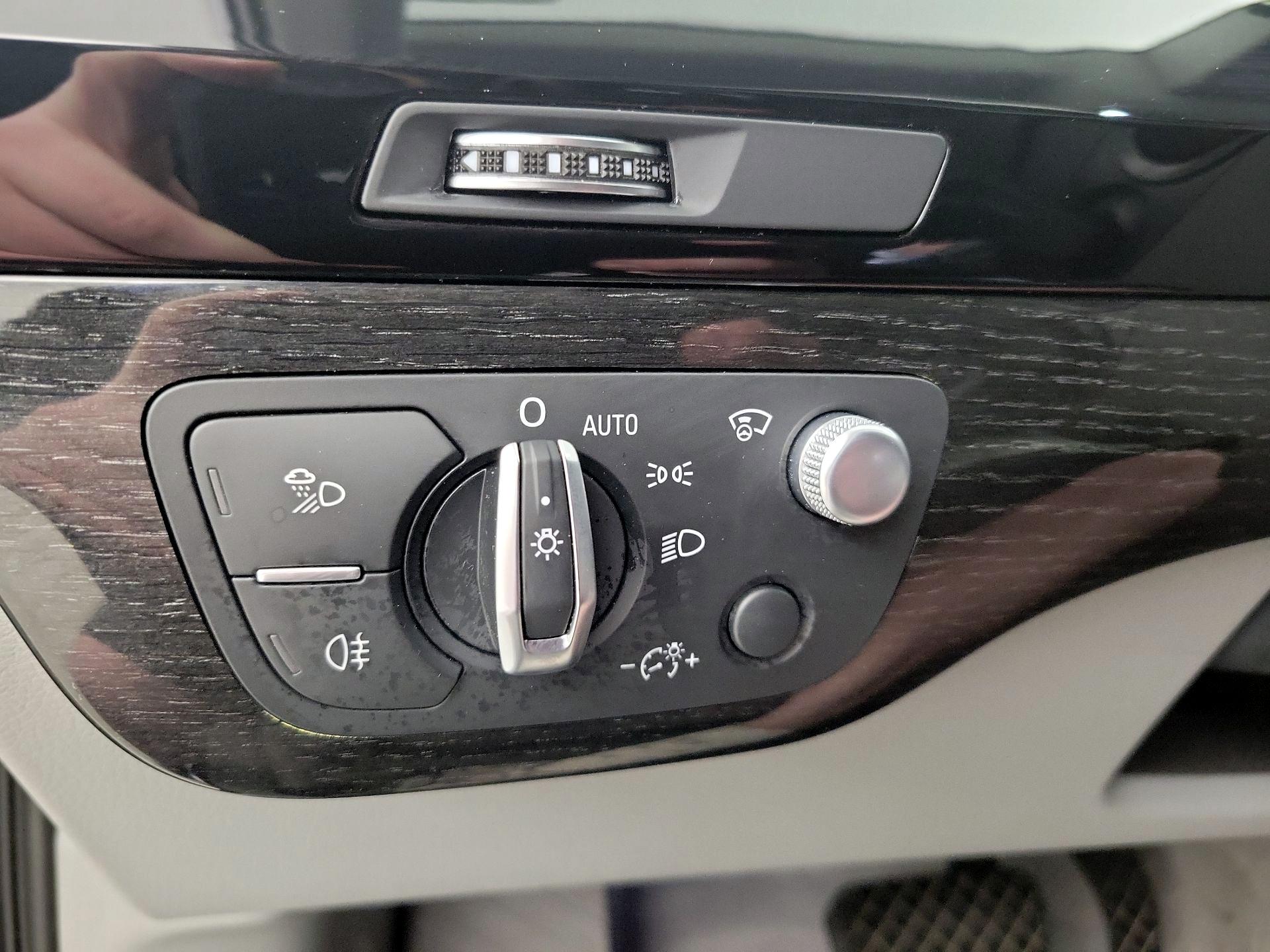 Thumbnail: 2019 Audi Q7 - 13
