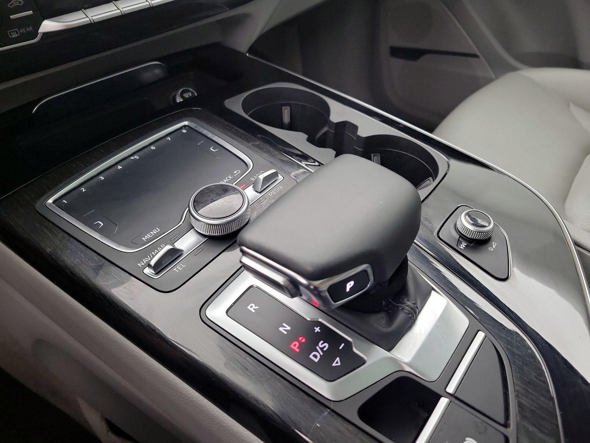 Thumbnail: 2019 Audi Q7 - 18