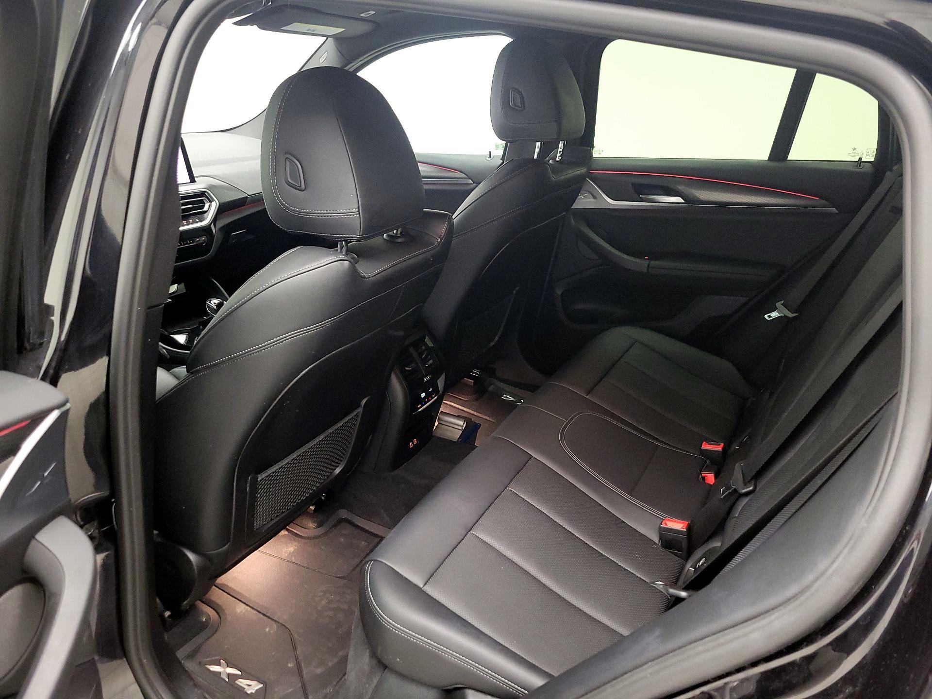 Thumbnail: 2024 BMW X4 - 20