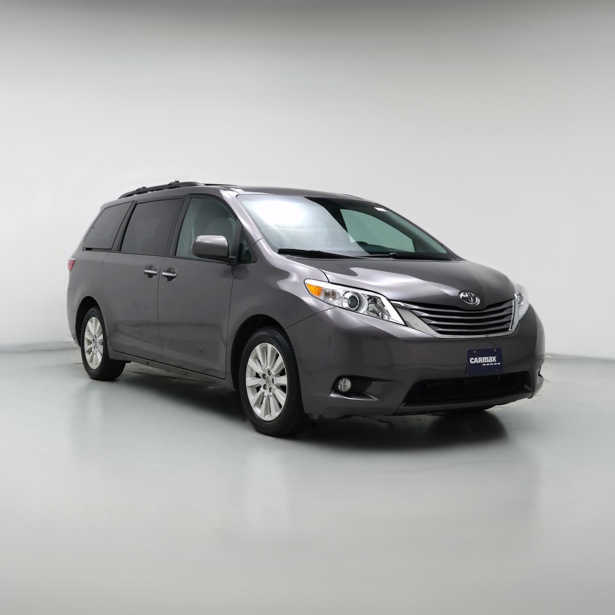 Thumbnail: 2015 Toyota Sienna - 1