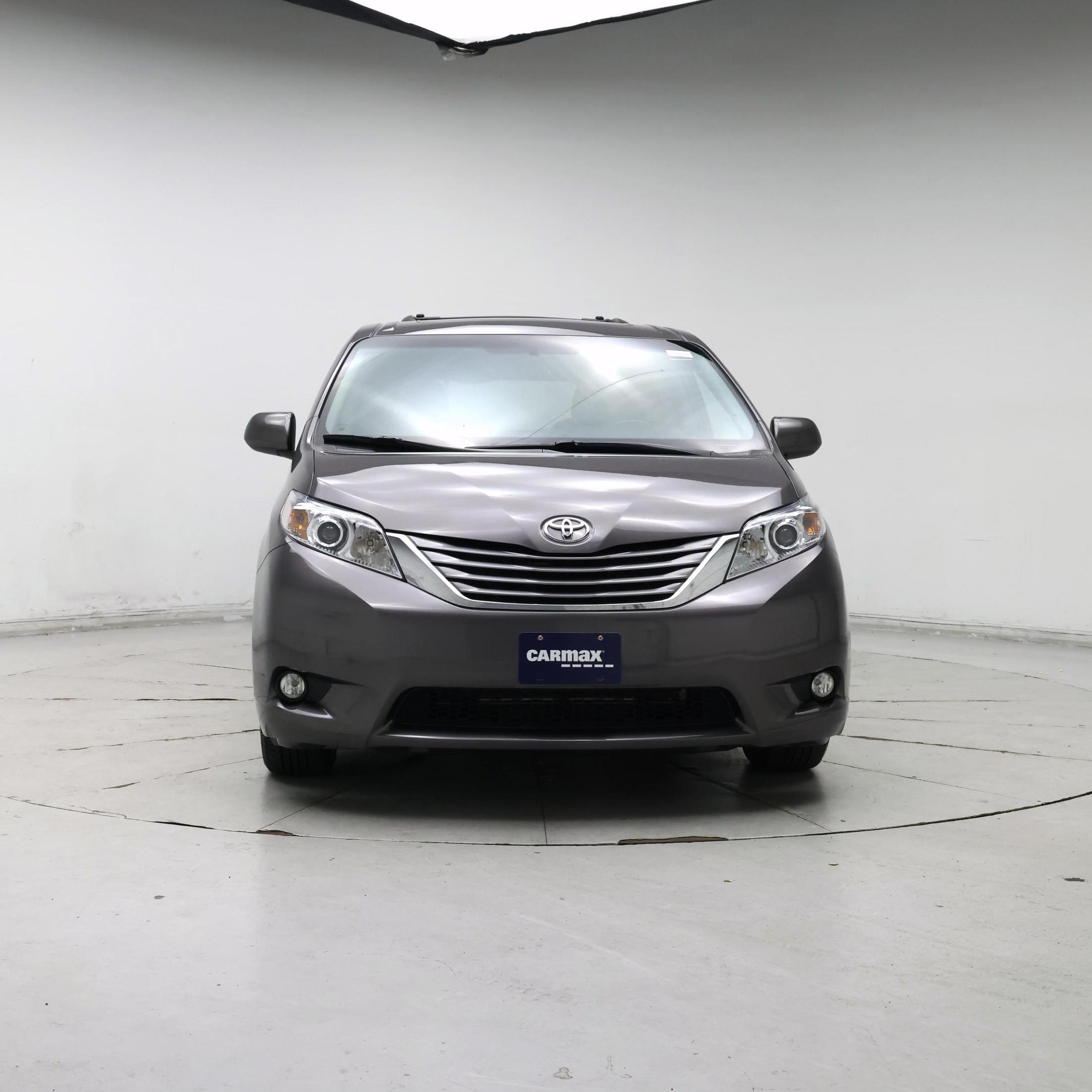 Thumbnail: 2015 Toyota Sienna - 5