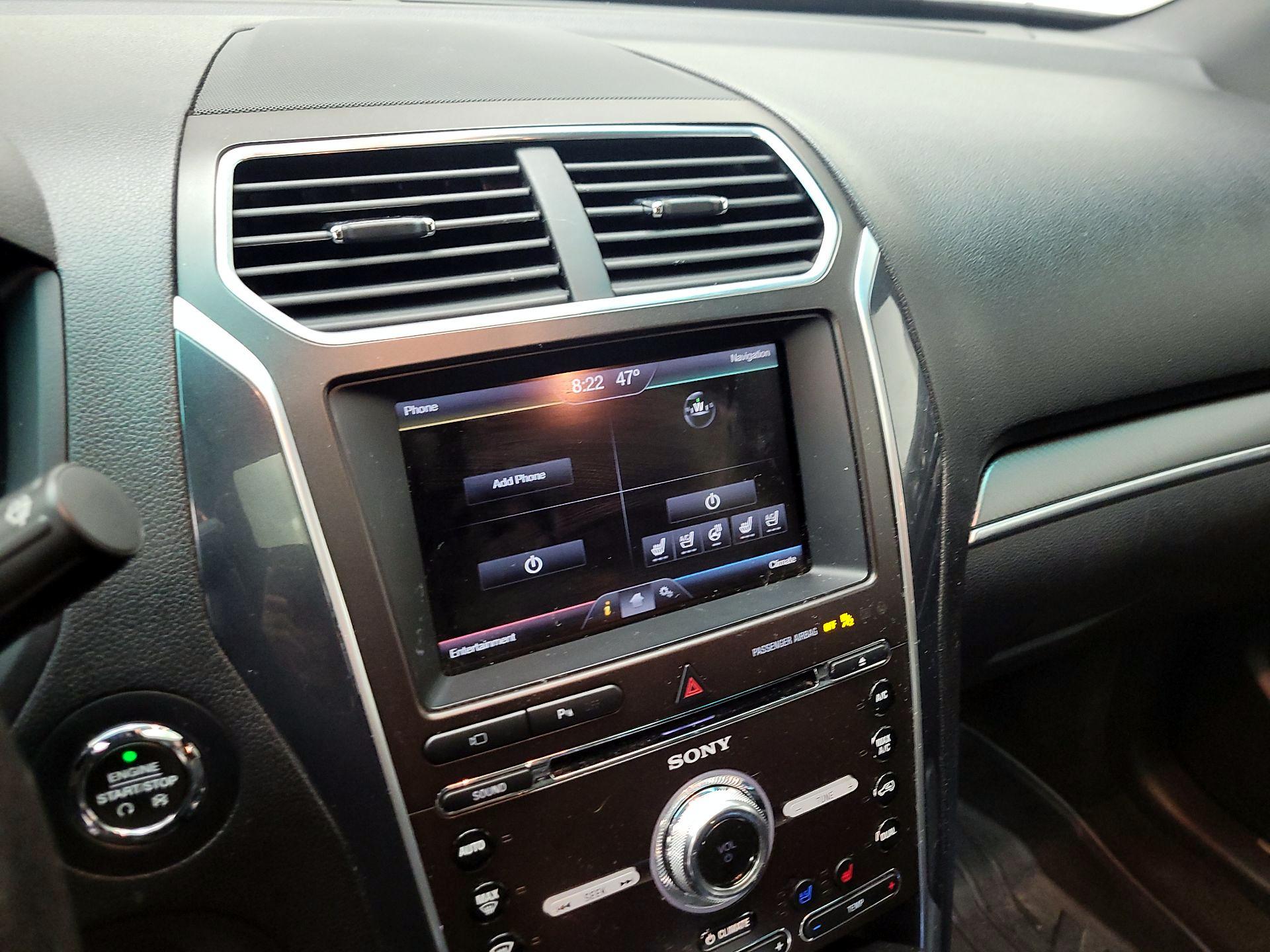 Thumbnail: 2016 Ford Explorer - 16
