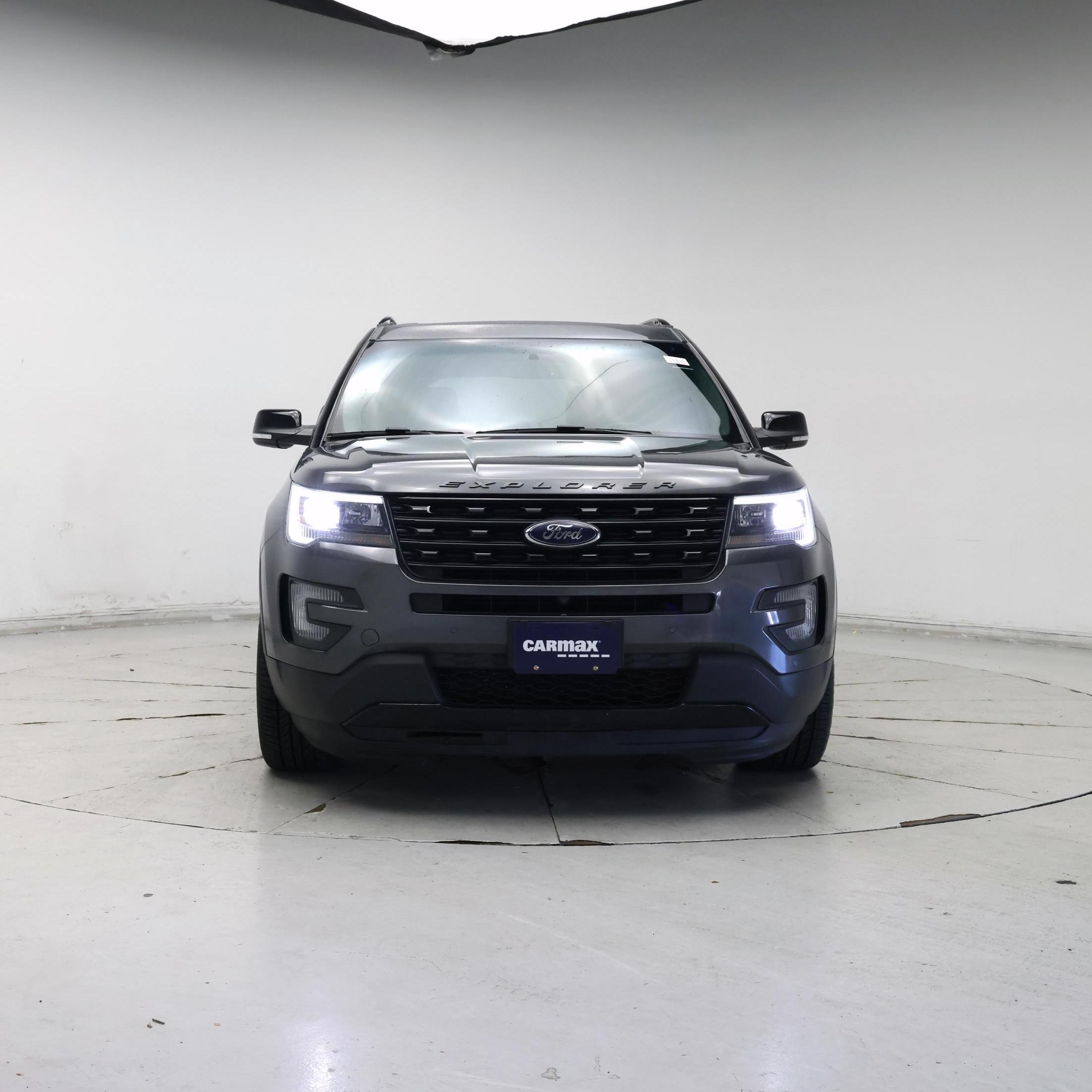 Thumbnail: 2016 Ford Explorer - 5