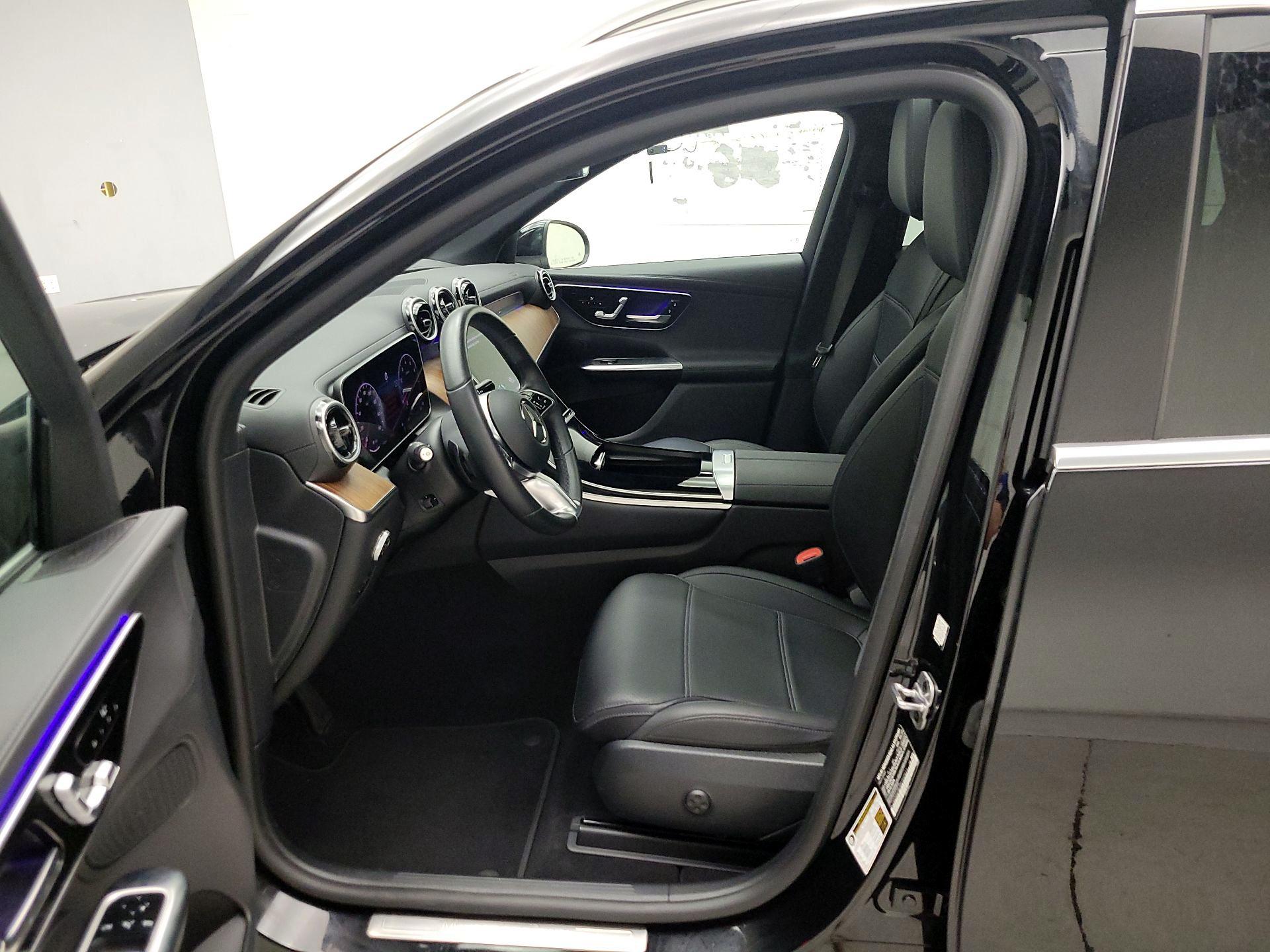 Thumbnail: 2024 Mercedes-Benz GLC - 9