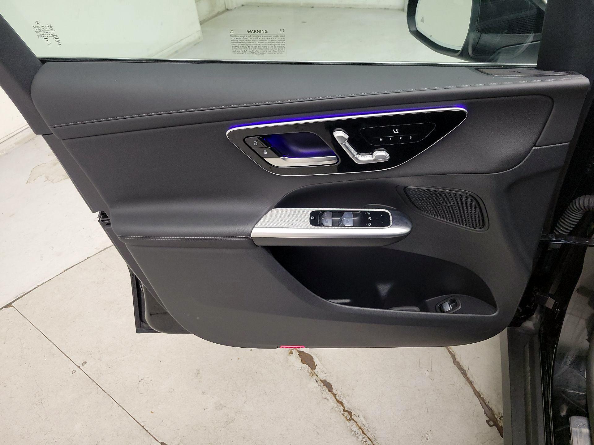 Thumbnail: 2024 Mercedes-Benz GLC - 10