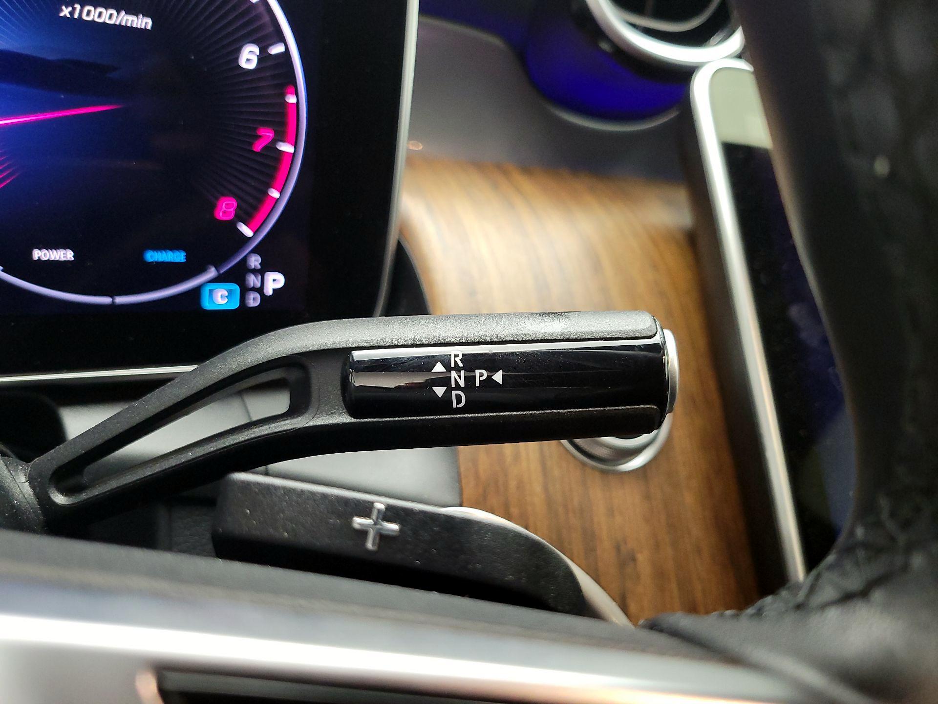 Thumbnail: 2024 Mercedes-Benz GLC - 15