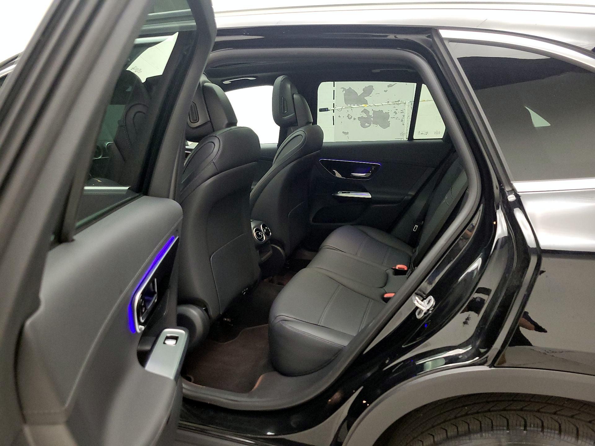 Thumbnail: 2024 Mercedes-Benz GLC - 18