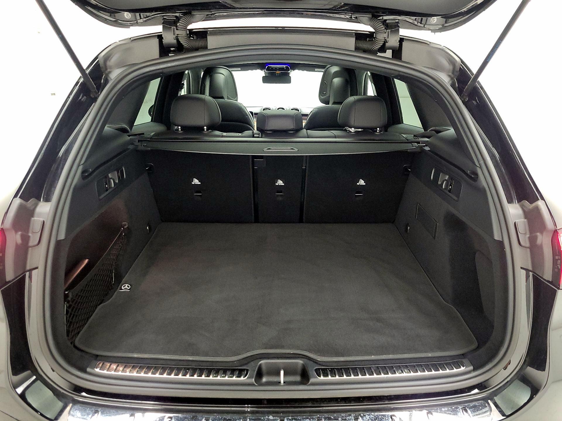 Thumbnail: 2024 Mercedes-Benz GLC - 19