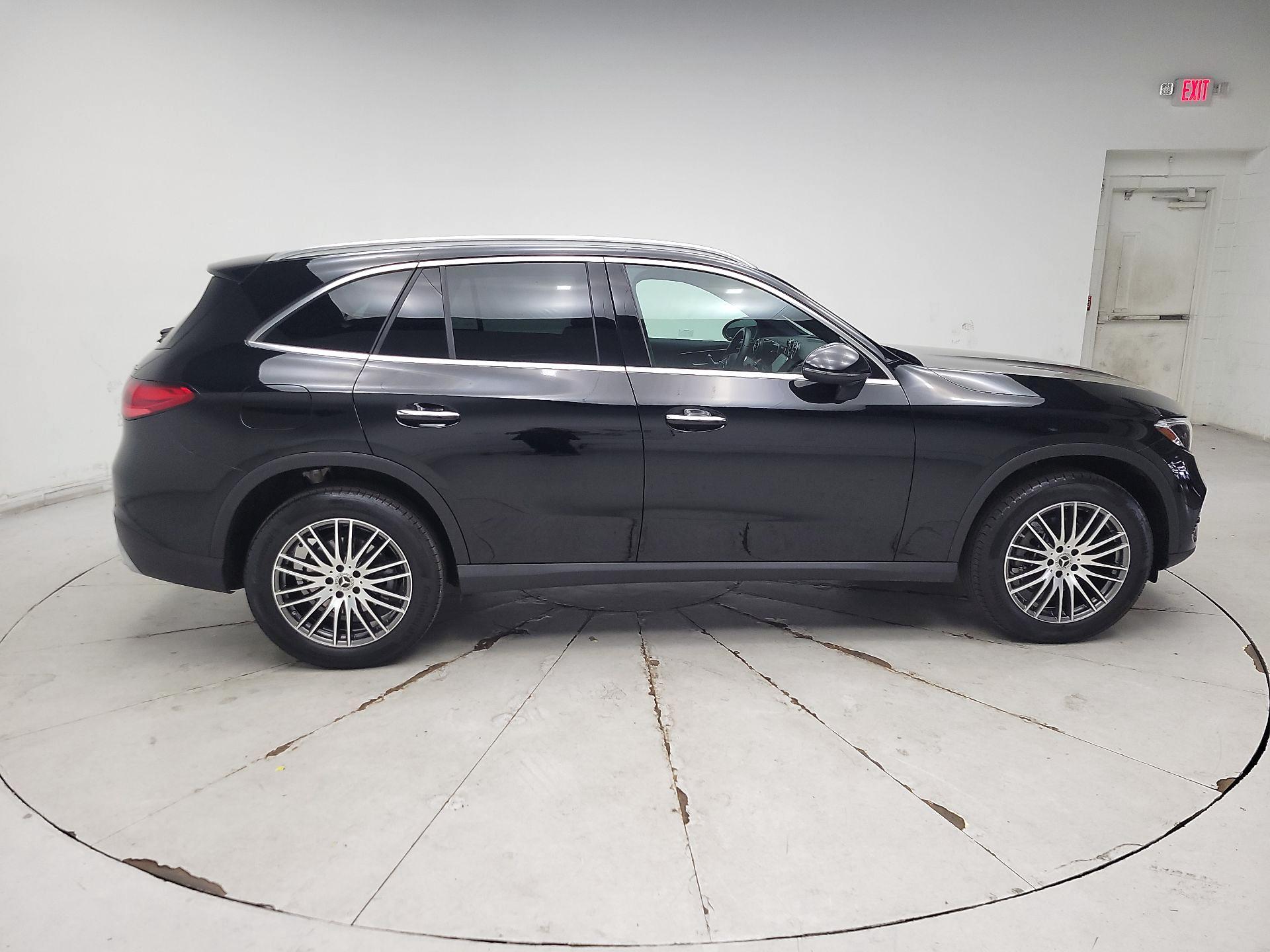 Thumbnail: 2024 Mercedes-Benz GLC - 4