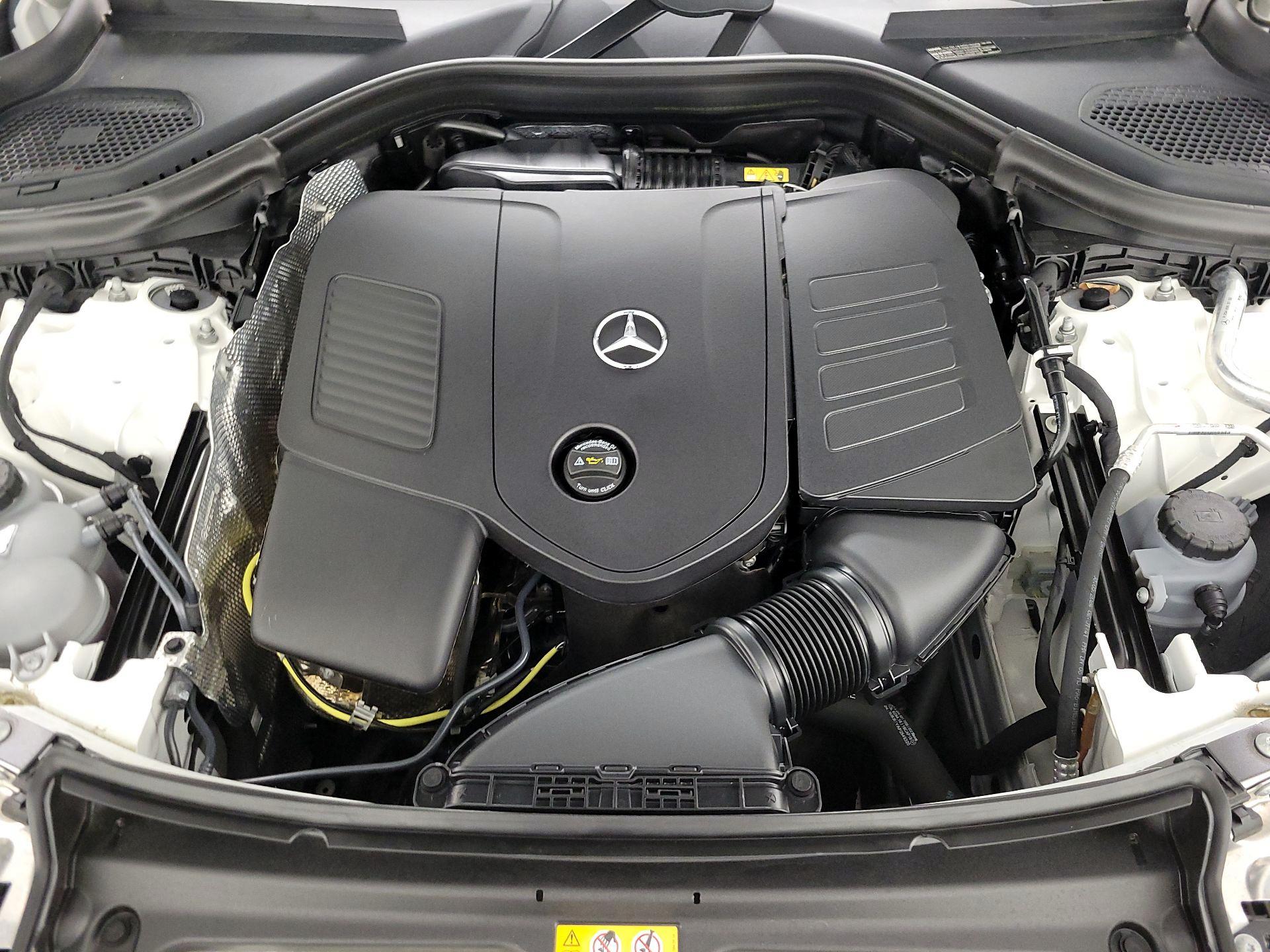 Thumbnail: 2024 Mercedes-Benz GLC - 20