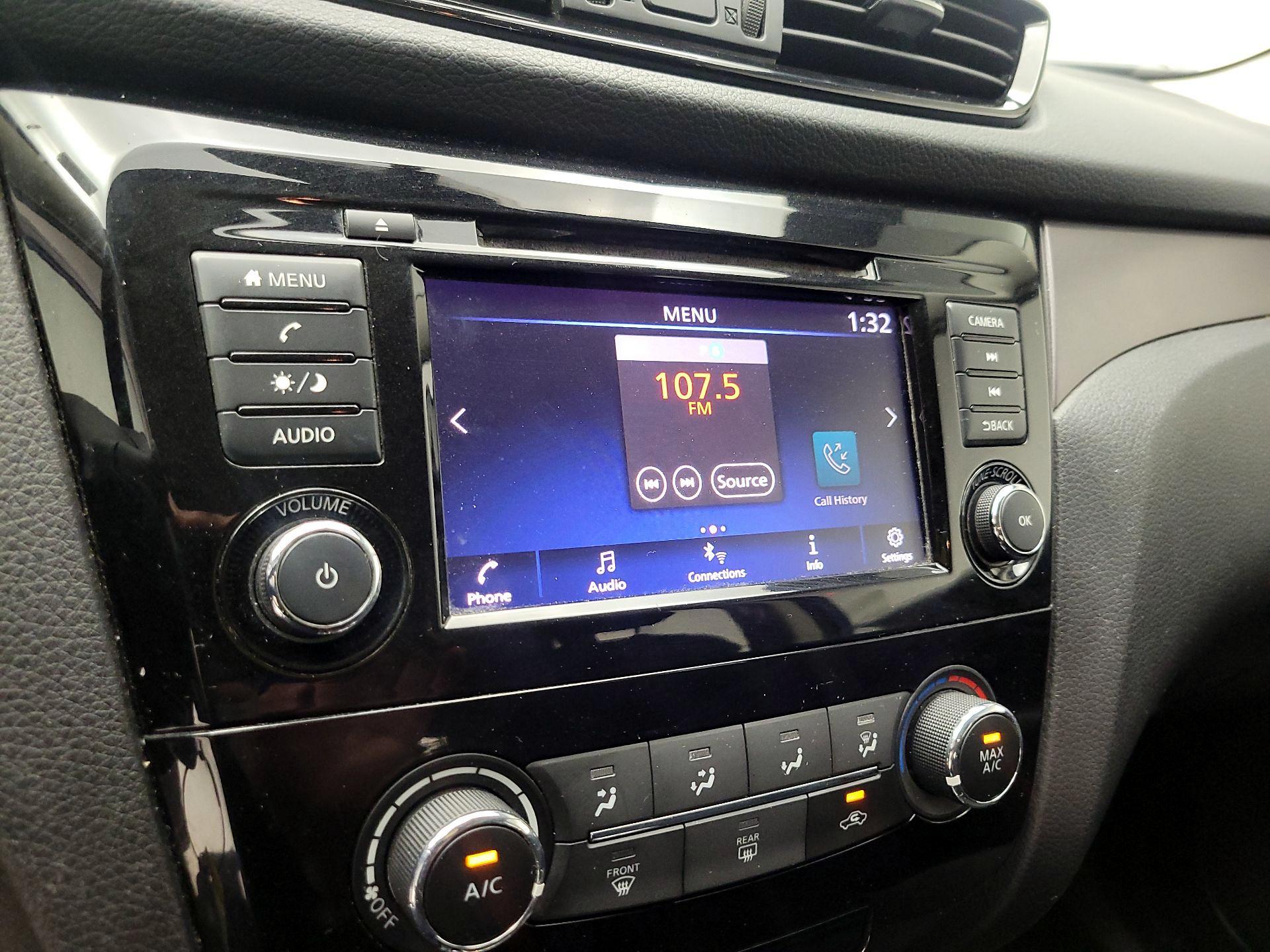 Thumbnail: 2019 Nissan Rogue Sport - 15