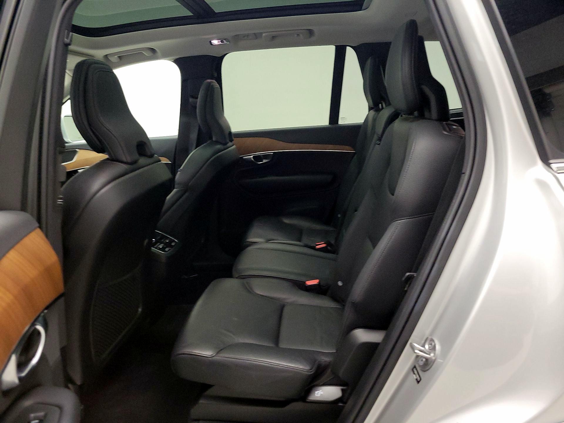 Thumbnail: 2022 Volvo XC90 - 19