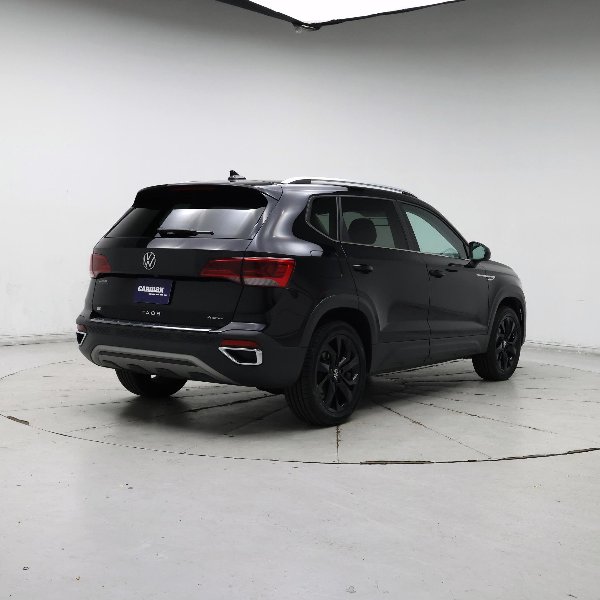 Thumbnail: 2022 Volkswagen Taos - 8