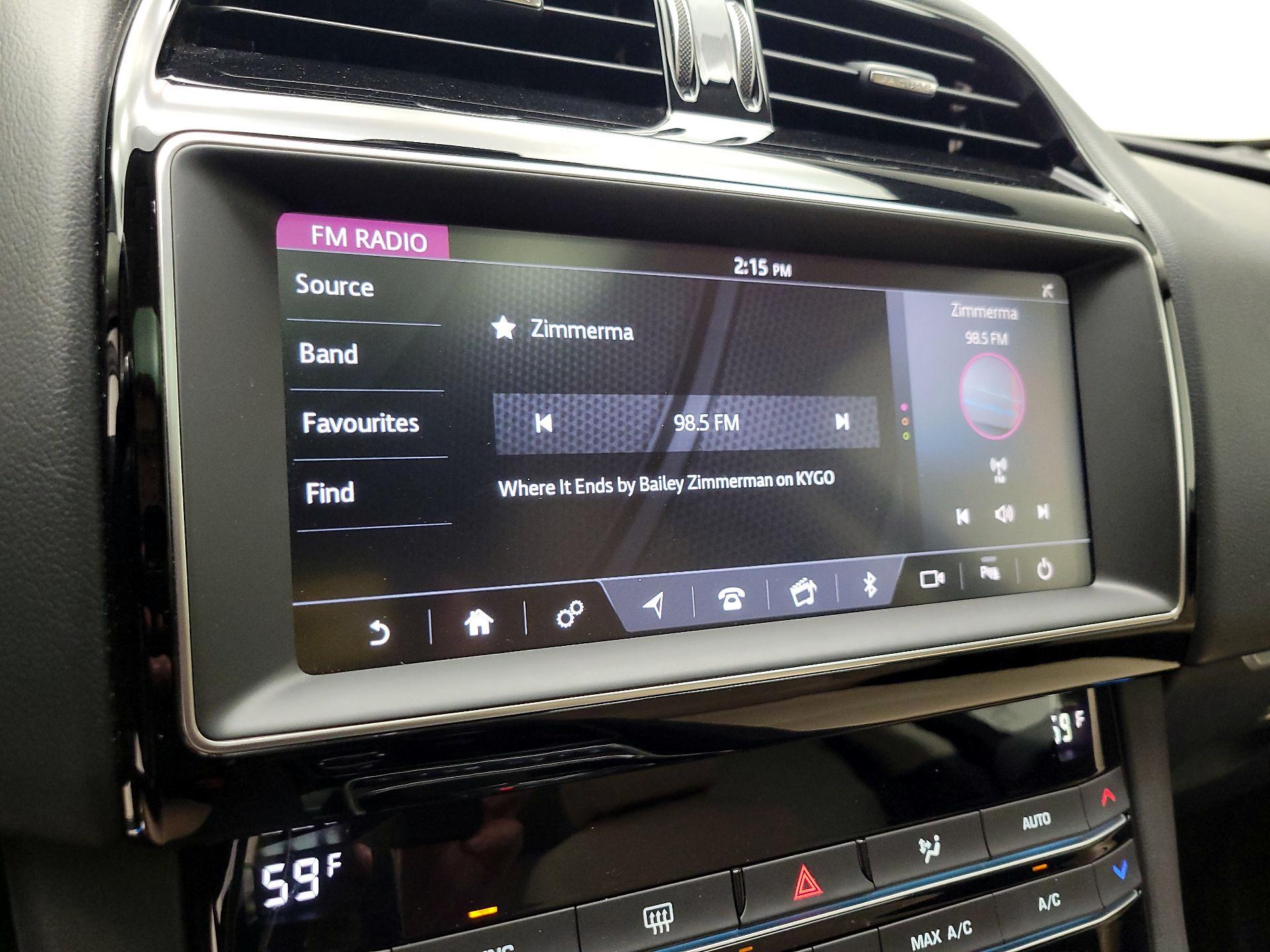 Thumbnail: 2020 Jaguar F-Pace - 16