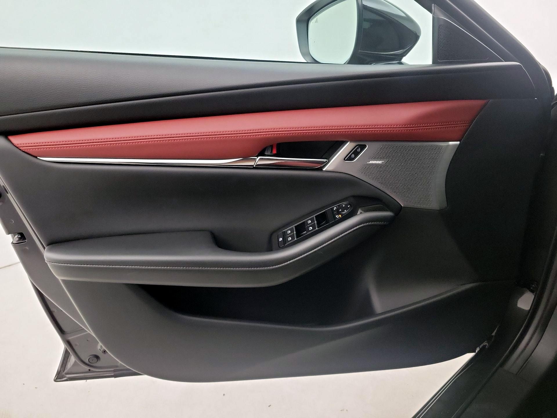 Thumbnail: 2025 Mazda Mazda3 - 12