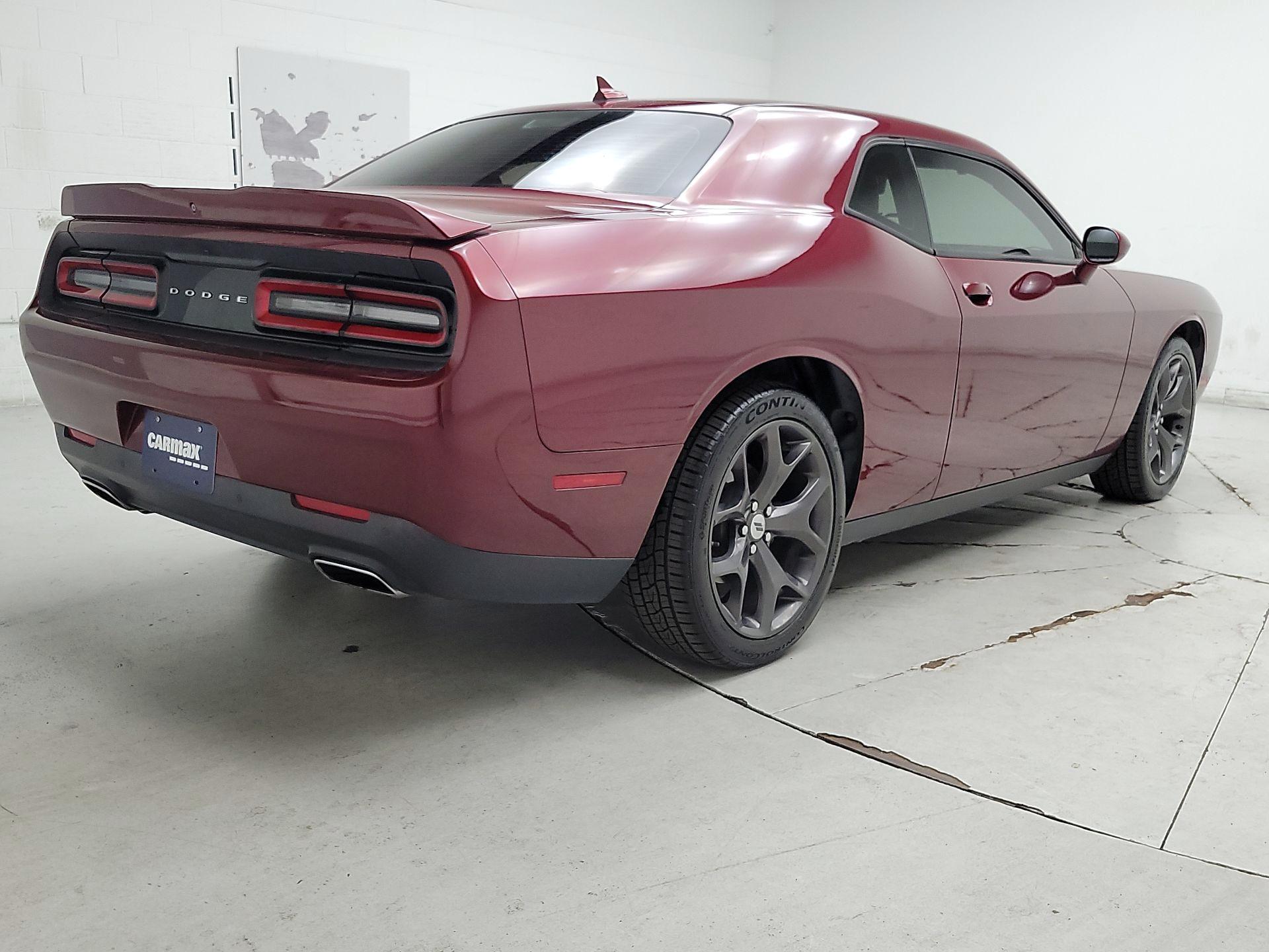 Thumbnail: 2018 Dodge Challenger - 5