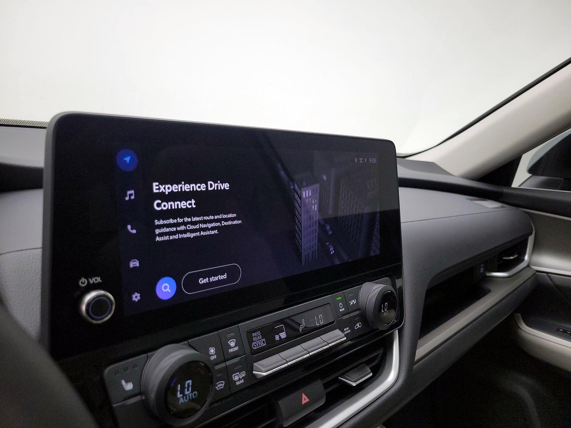 Thumbnail: 2025 Toyota Highlander - 14