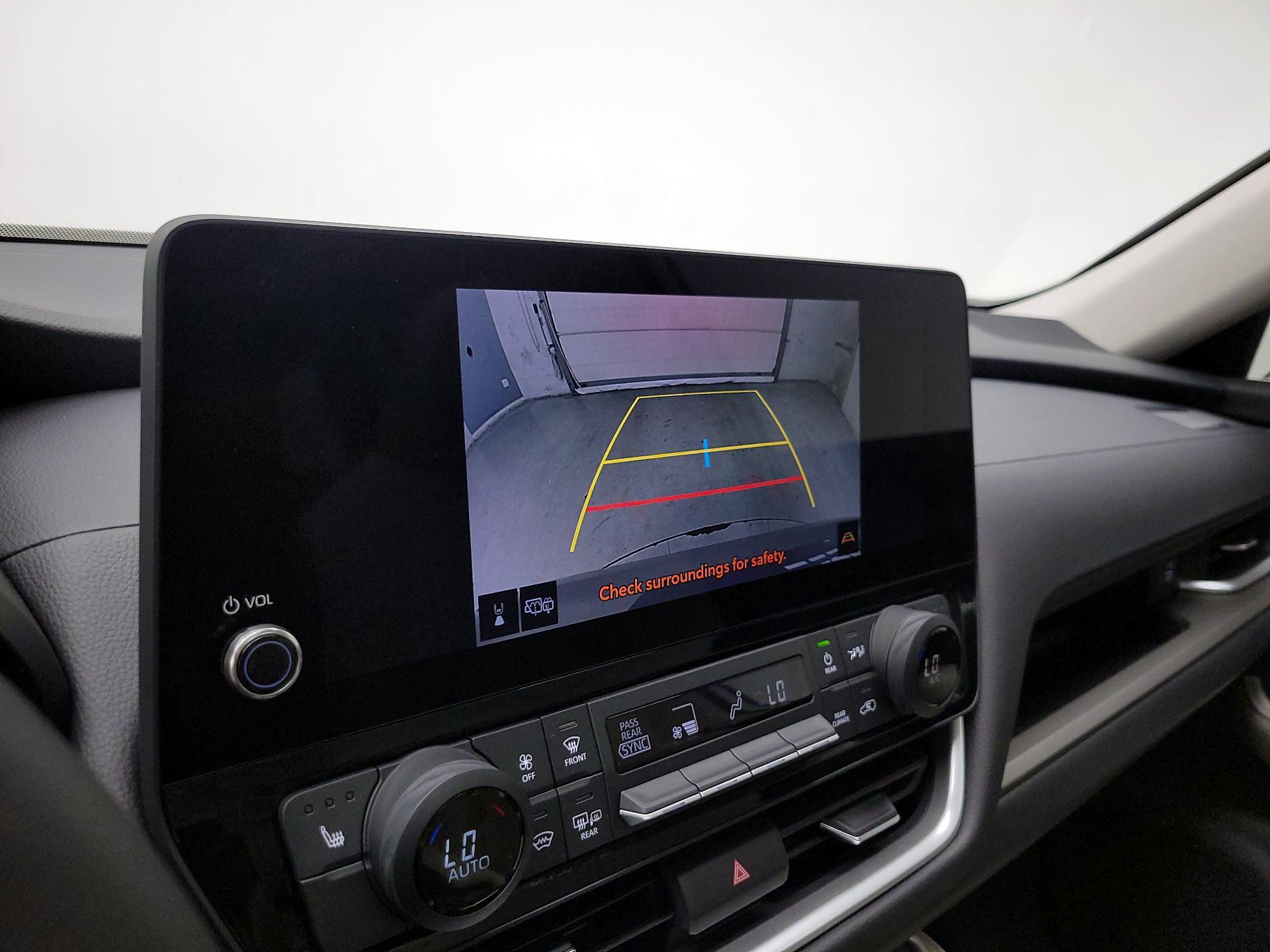Thumbnail: 2025 Toyota Highlander - 15