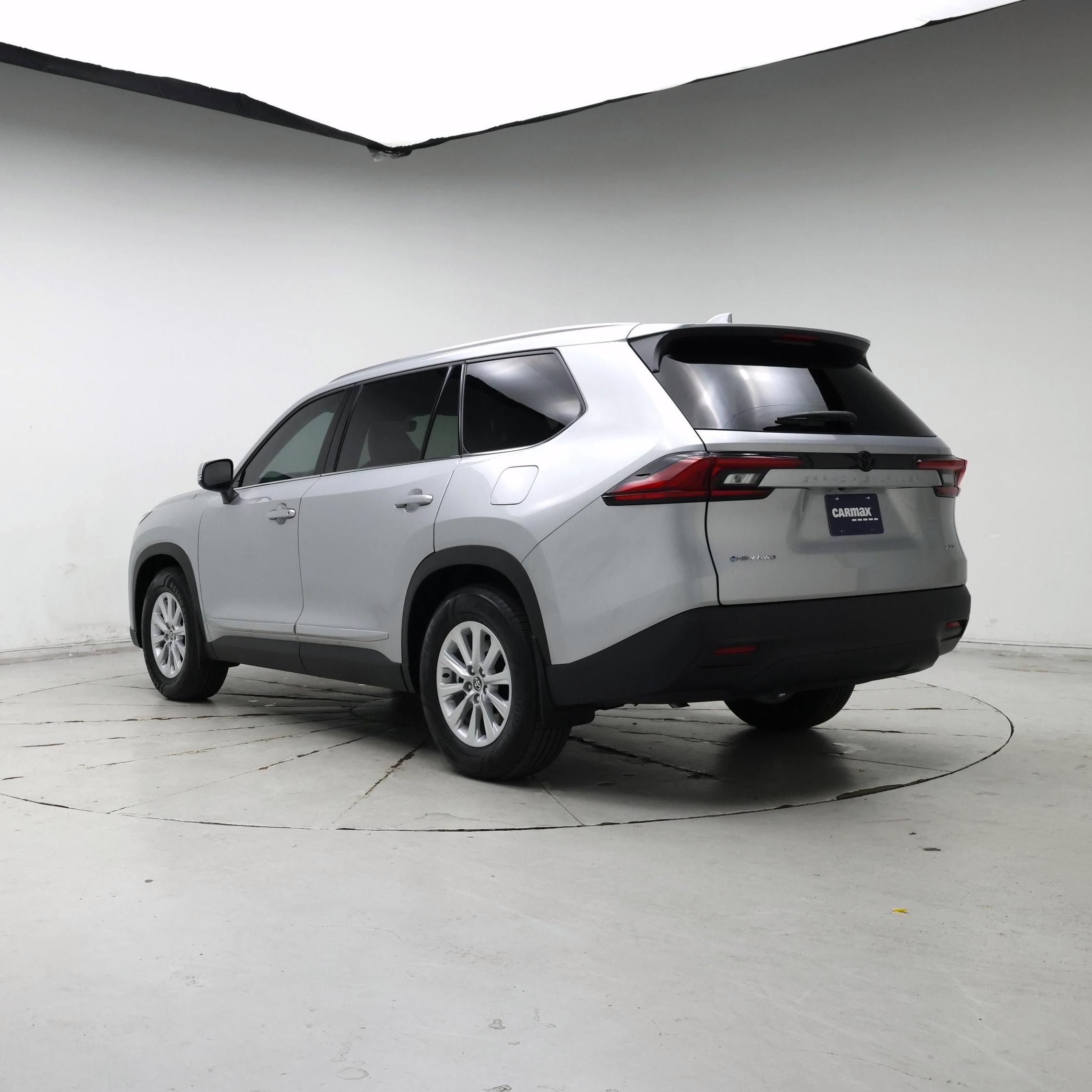 Thumbnail: 2025 Toyota Highlander - 2