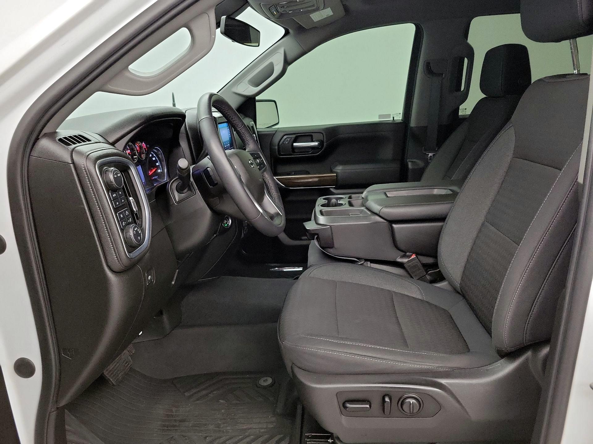 Thumbnail: 2020 Chevrolet Silverado 1500 - 11