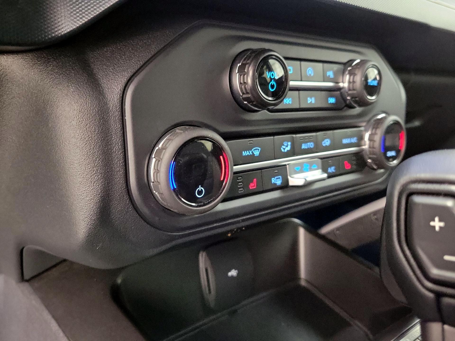 Thumbnail: 2023 Ford Bronco - 17