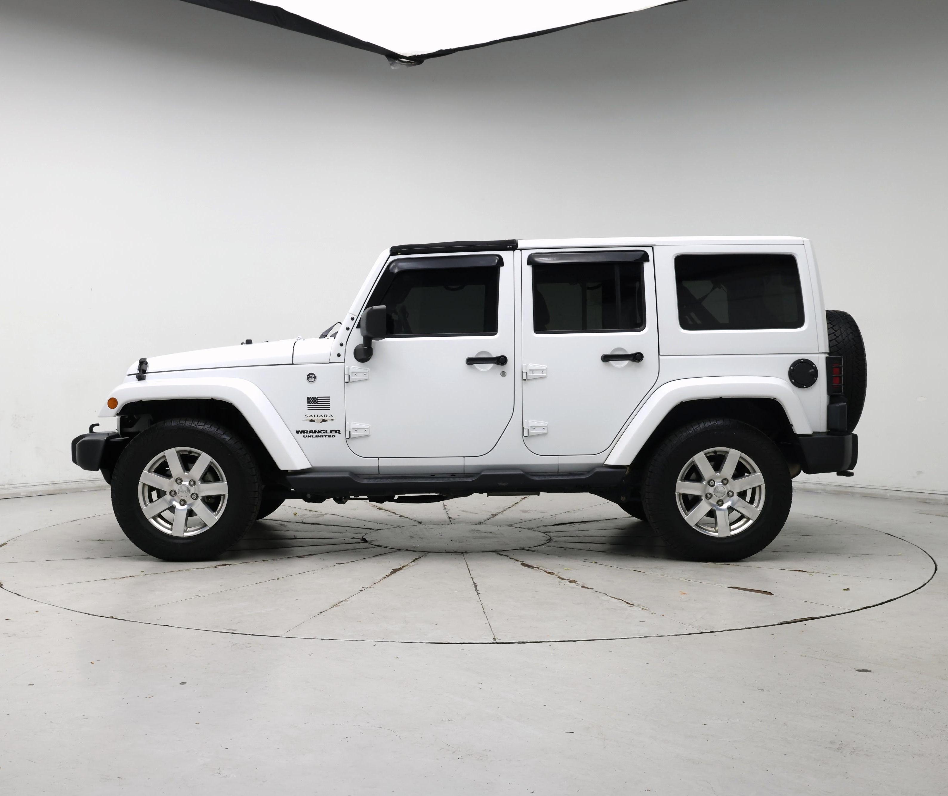 Thumbnail: 2017 Jeep Wrangler - 3