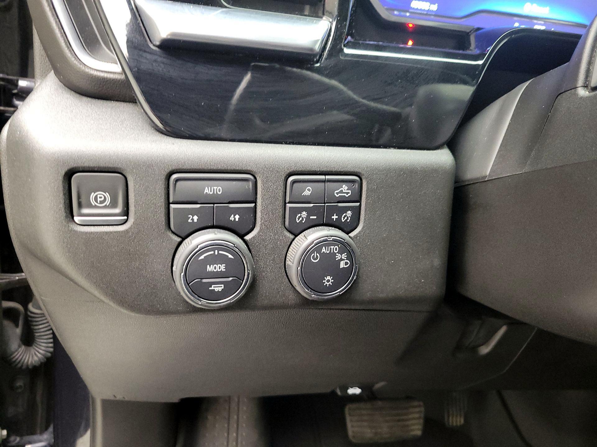 Thumbnail: 2022 Chevrolet Silverado 1500 - 11