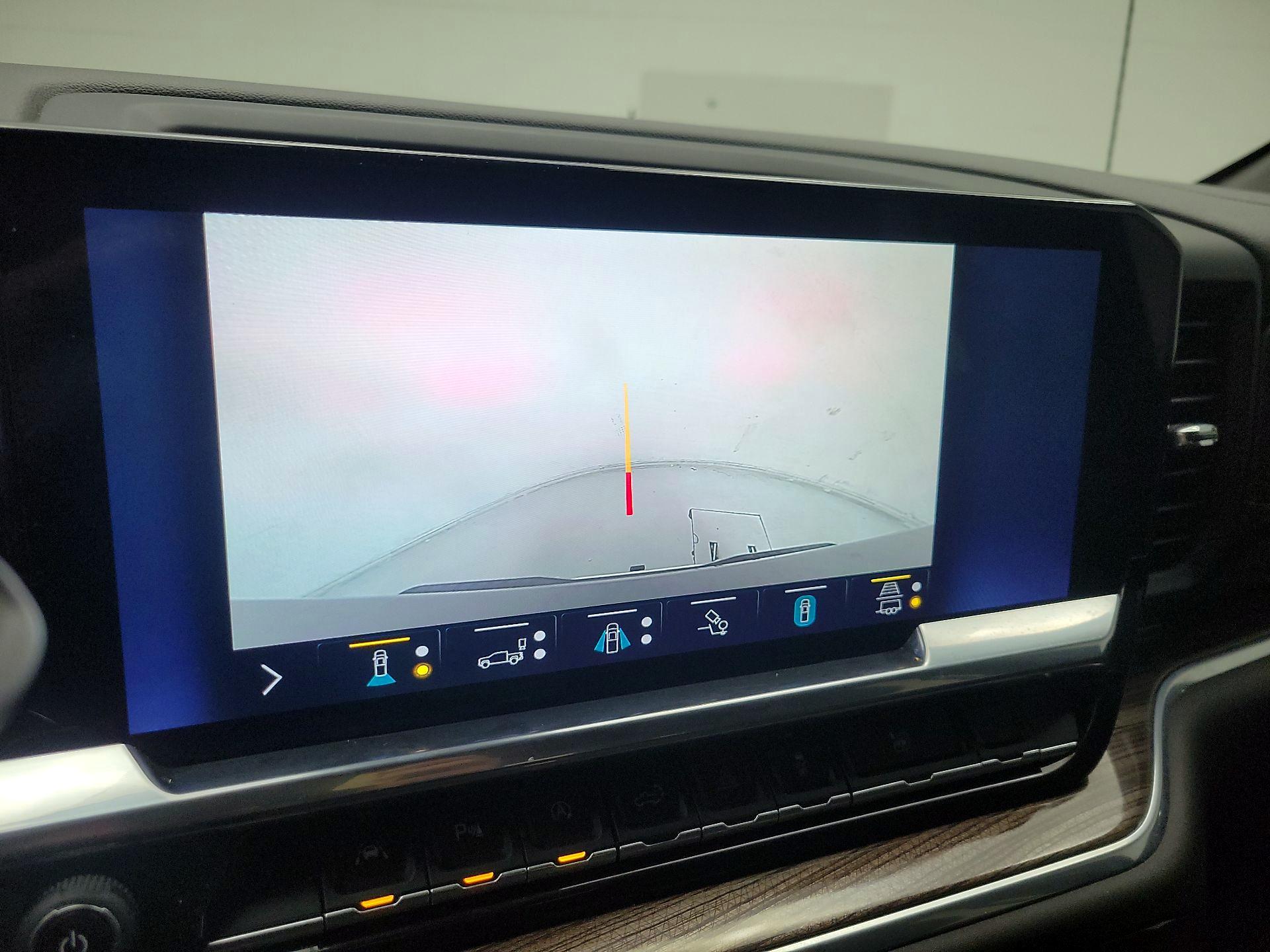 Thumbnail: 2022 Chevrolet Silverado 1500 - 13