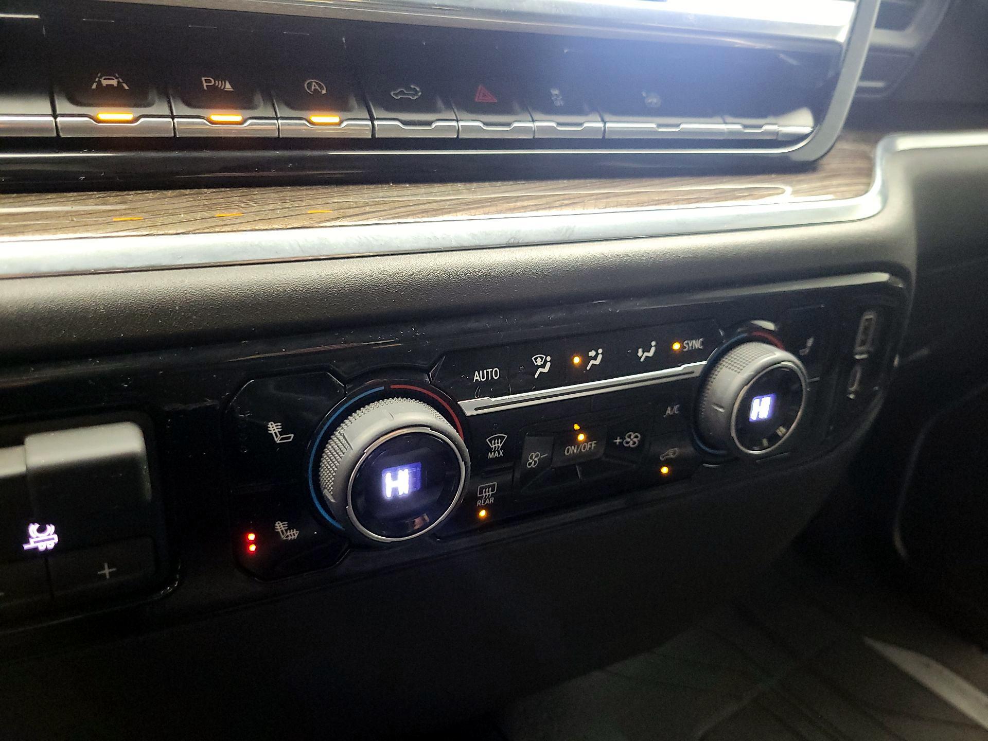 Thumbnail: 2022 Chevrolet Silverado 1500 - 15