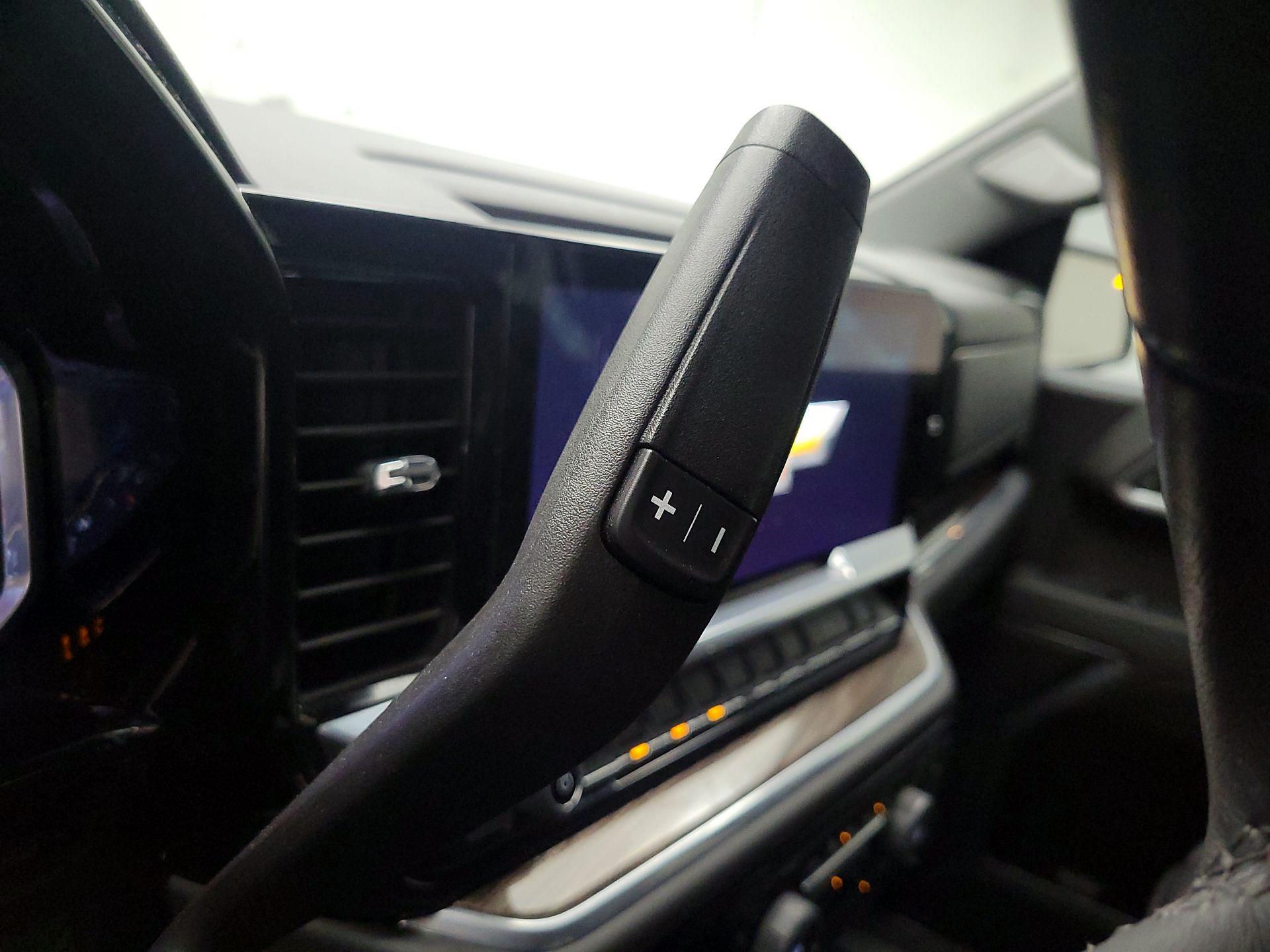 Thumbnail: 2022 Chevrolet Silverado 1500 - 16