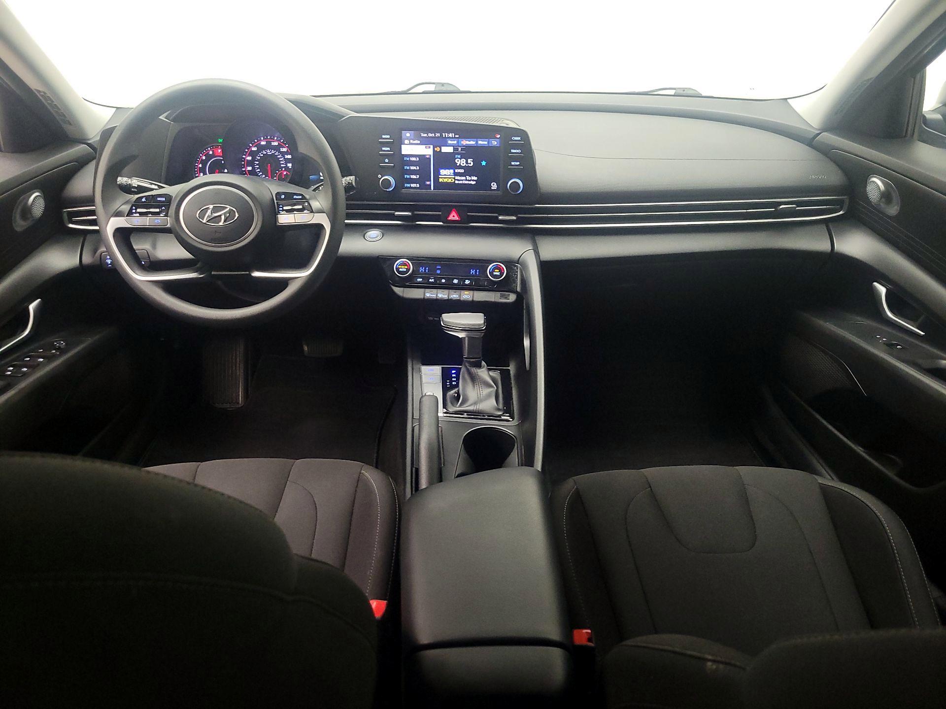 Thumbnail: 2023 Hyundai Elantra - 9