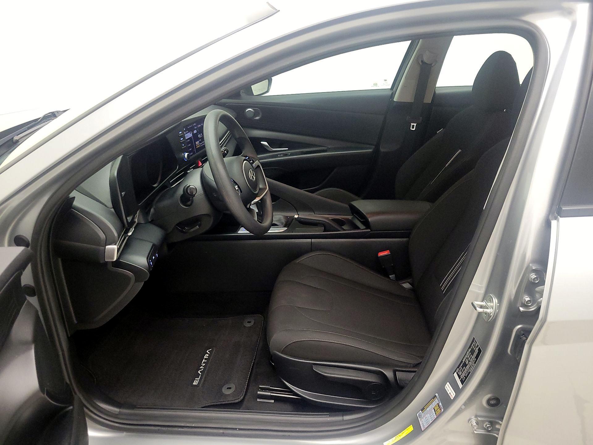 Thumbnail: 2023 Hyundai Elantra - 11