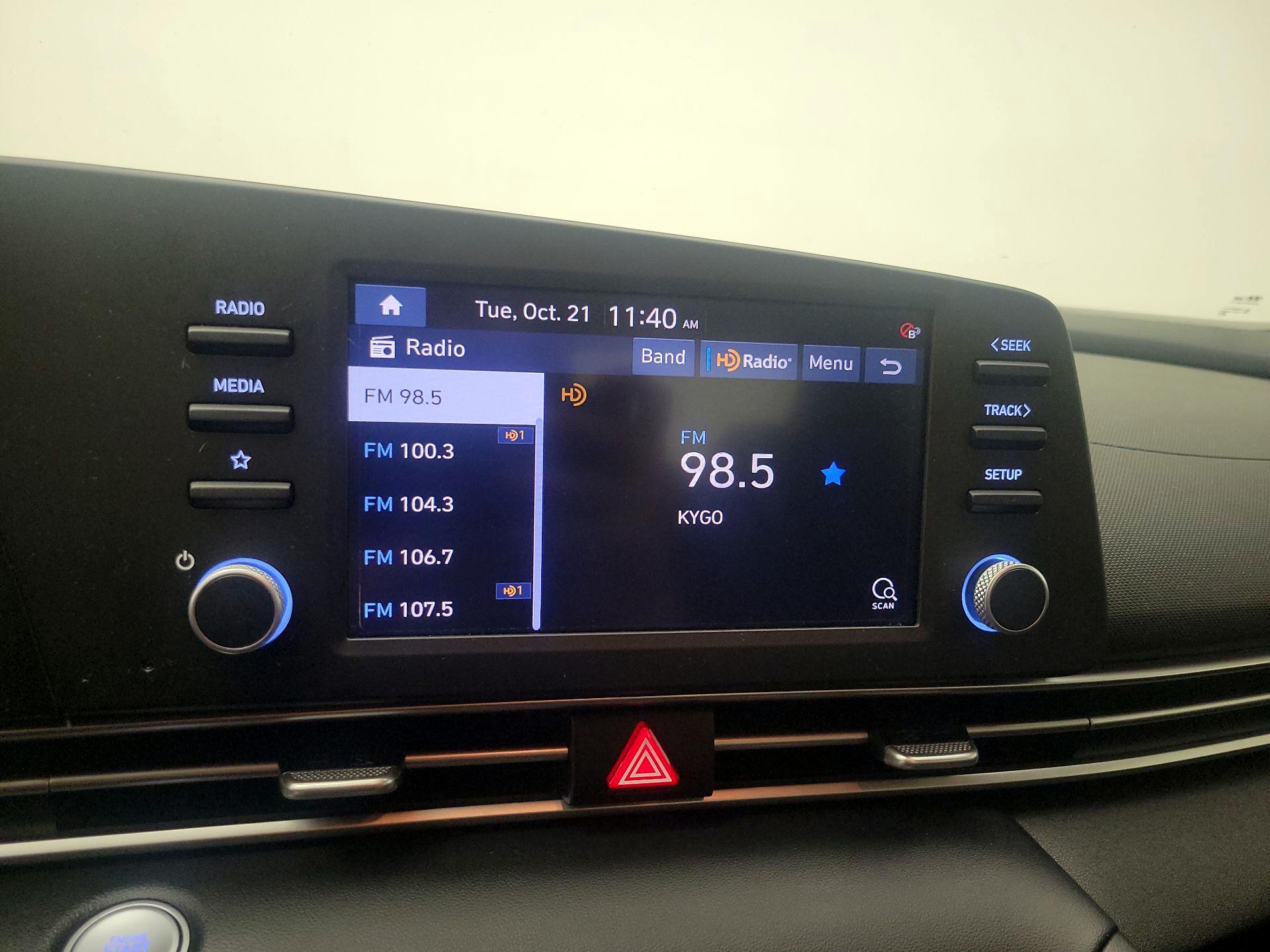 Thumbnail: 2023 Hyundai Elantra - 15