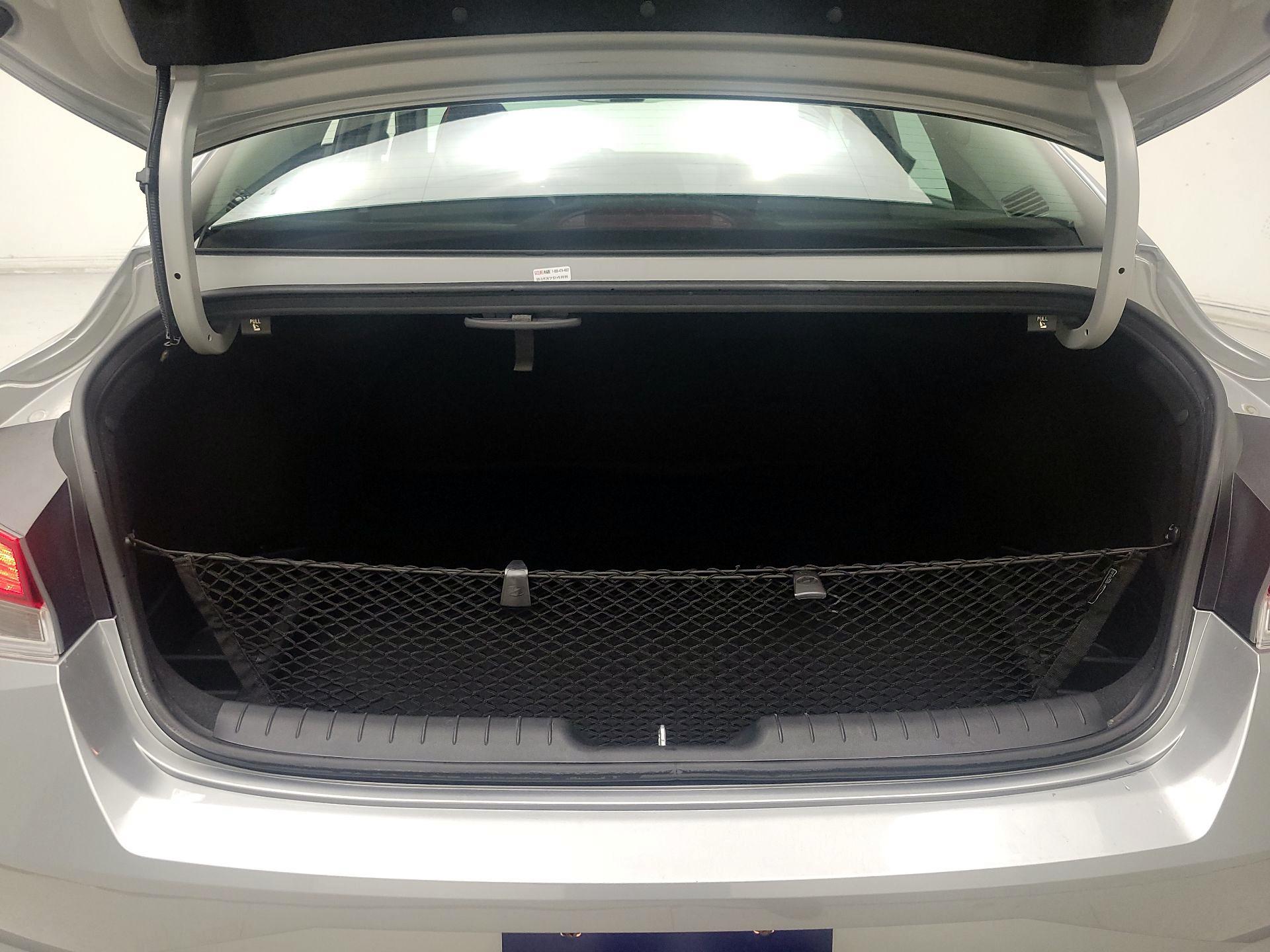 Thumbnail: 2023 Hyundai Elantra - 20