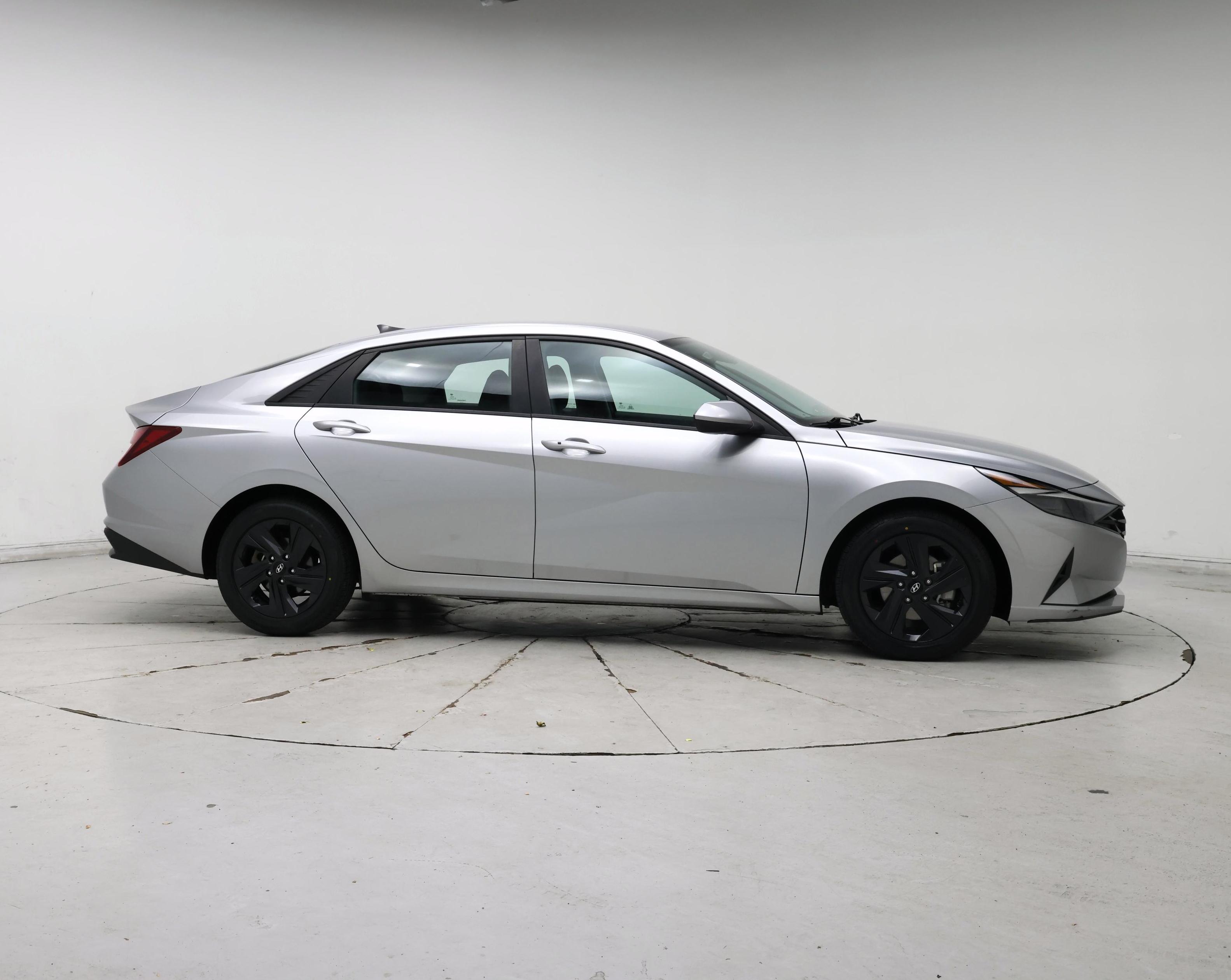 Thumbnail: 2023 Hyundai Elantra - 7