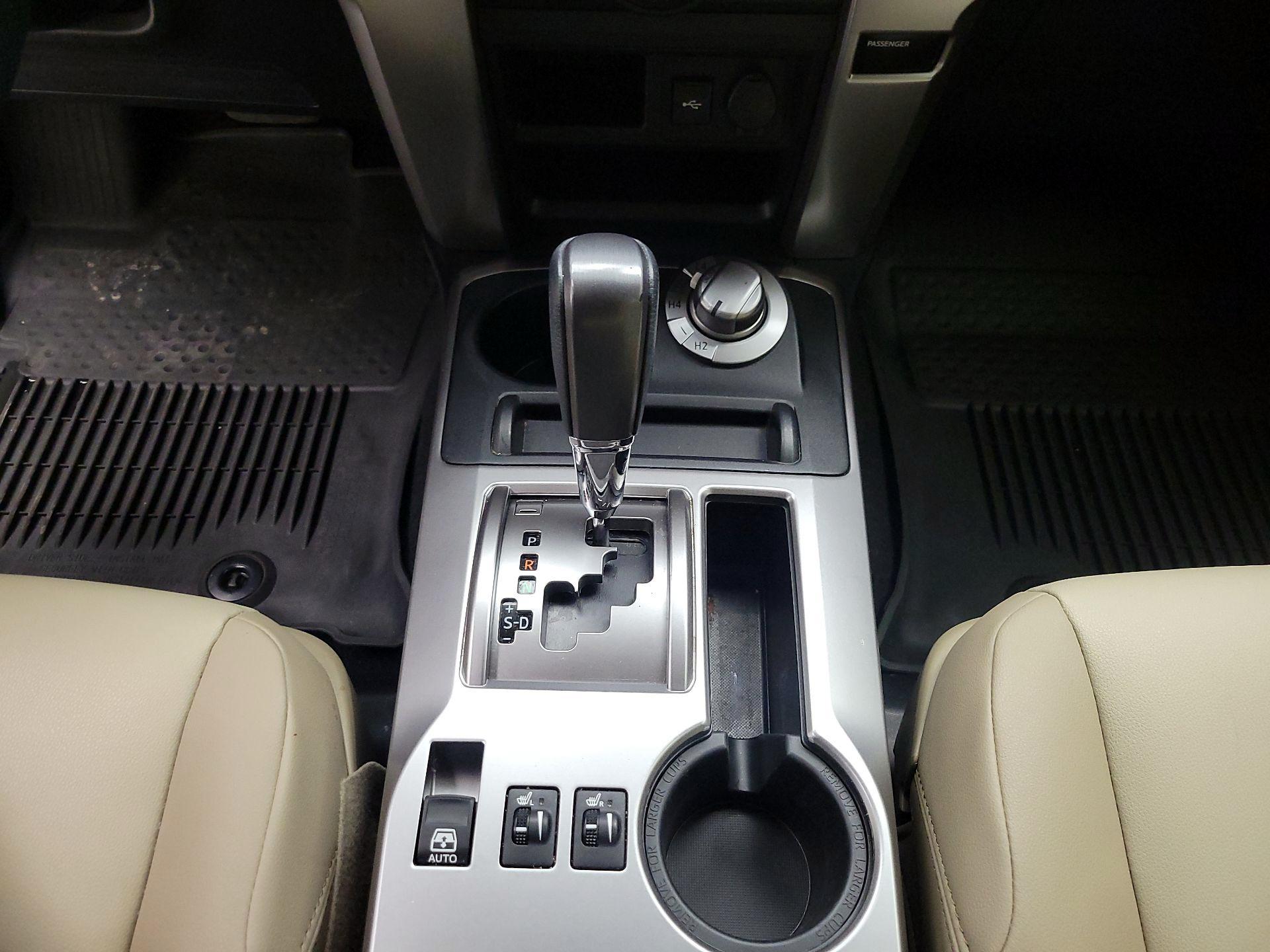 Thumbnail: 2023 Toyota 4Runner - 16