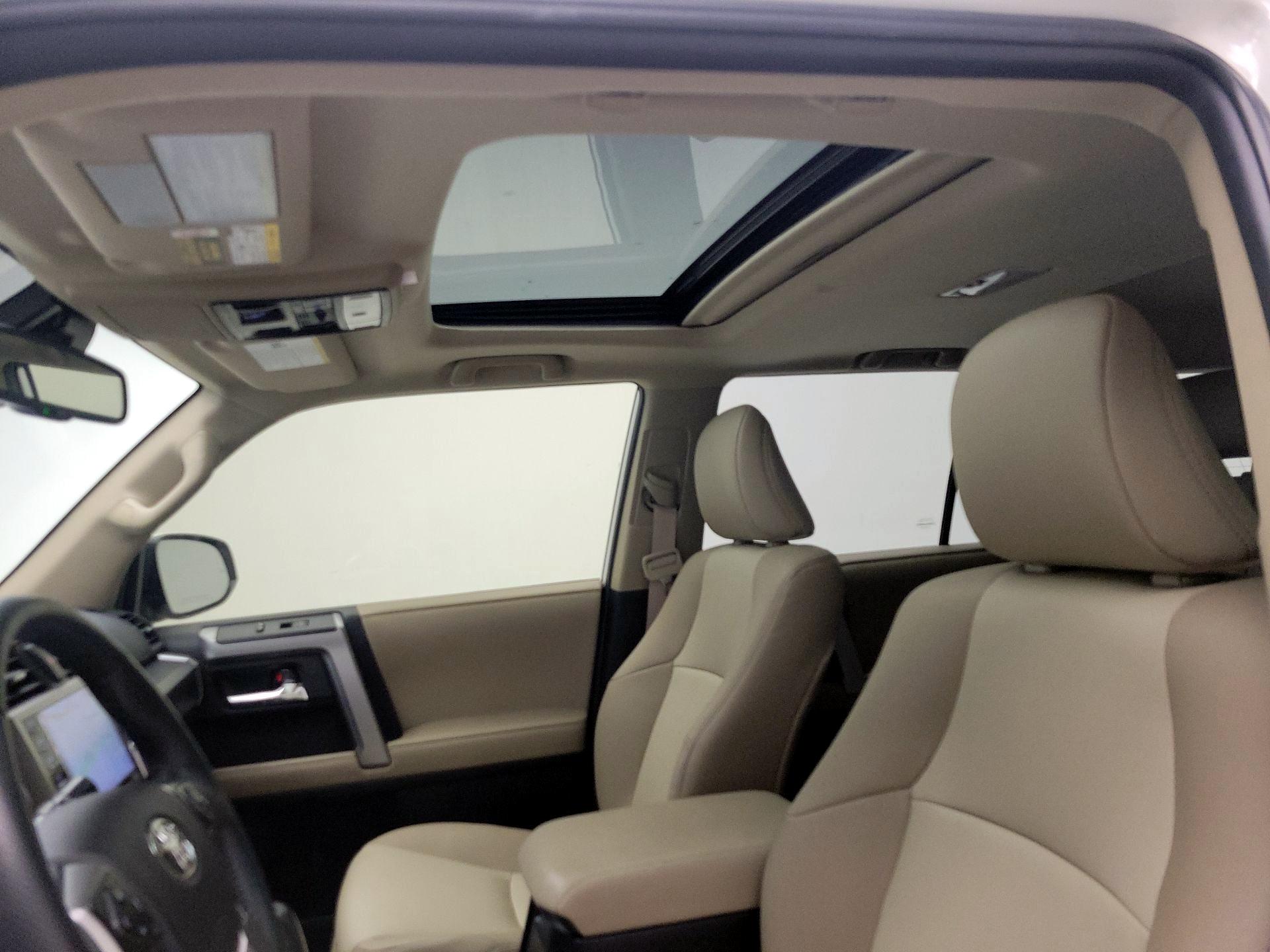 Thumbnail: 2023 Toyota 4Runner - 18